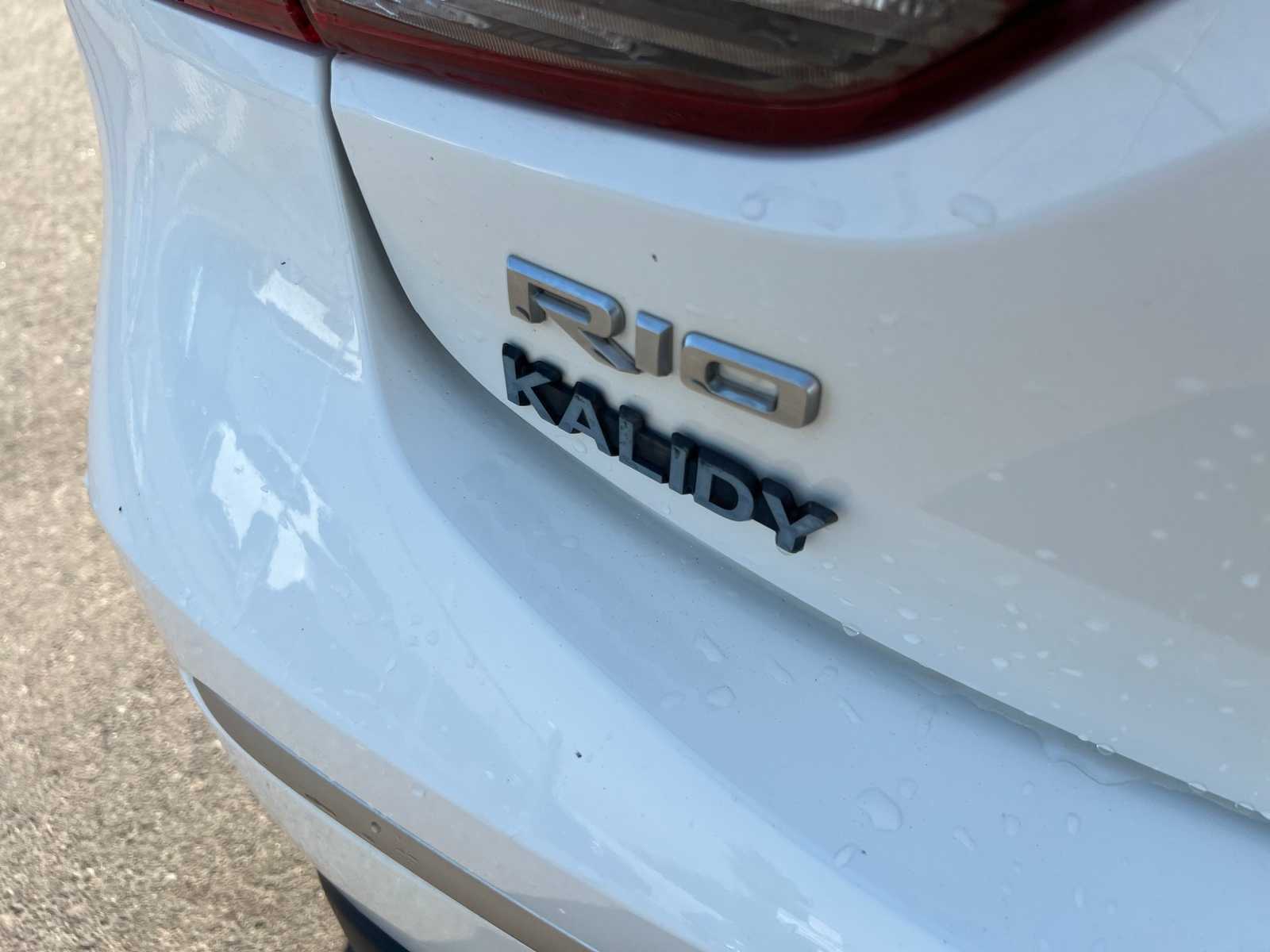 Thumbnail: 2021 Kia Rio - 5