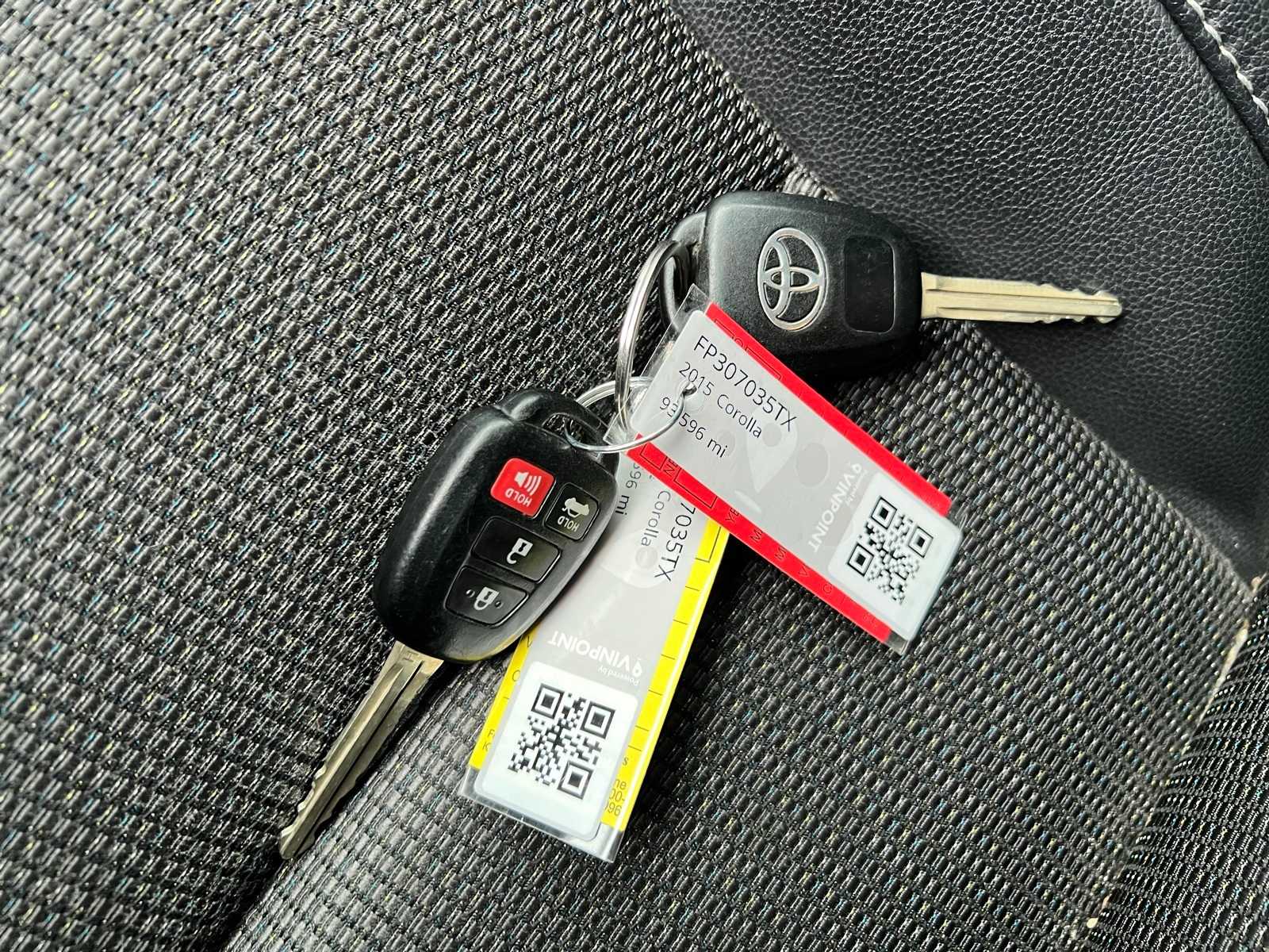 Thumbnail: 2015 Toyota Corolla - 37