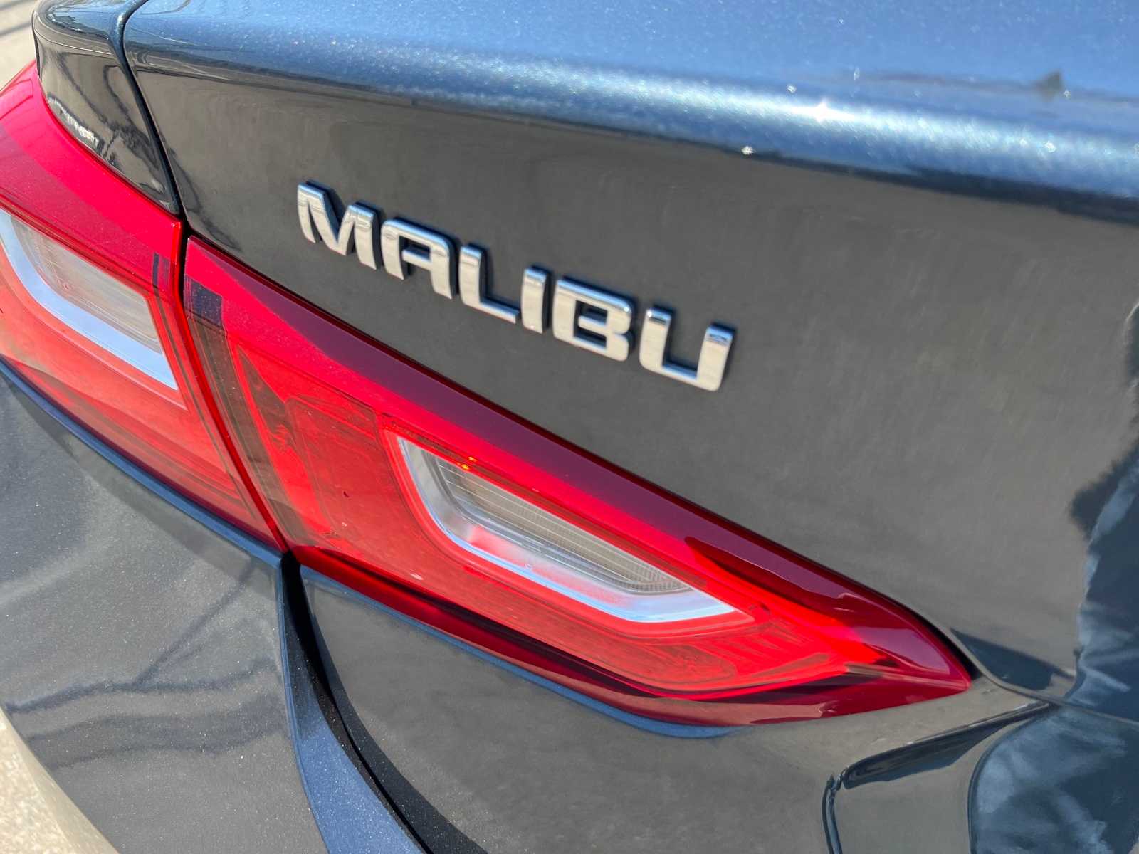 Thumbnail: 2020 Chevrolet Malibu - 5