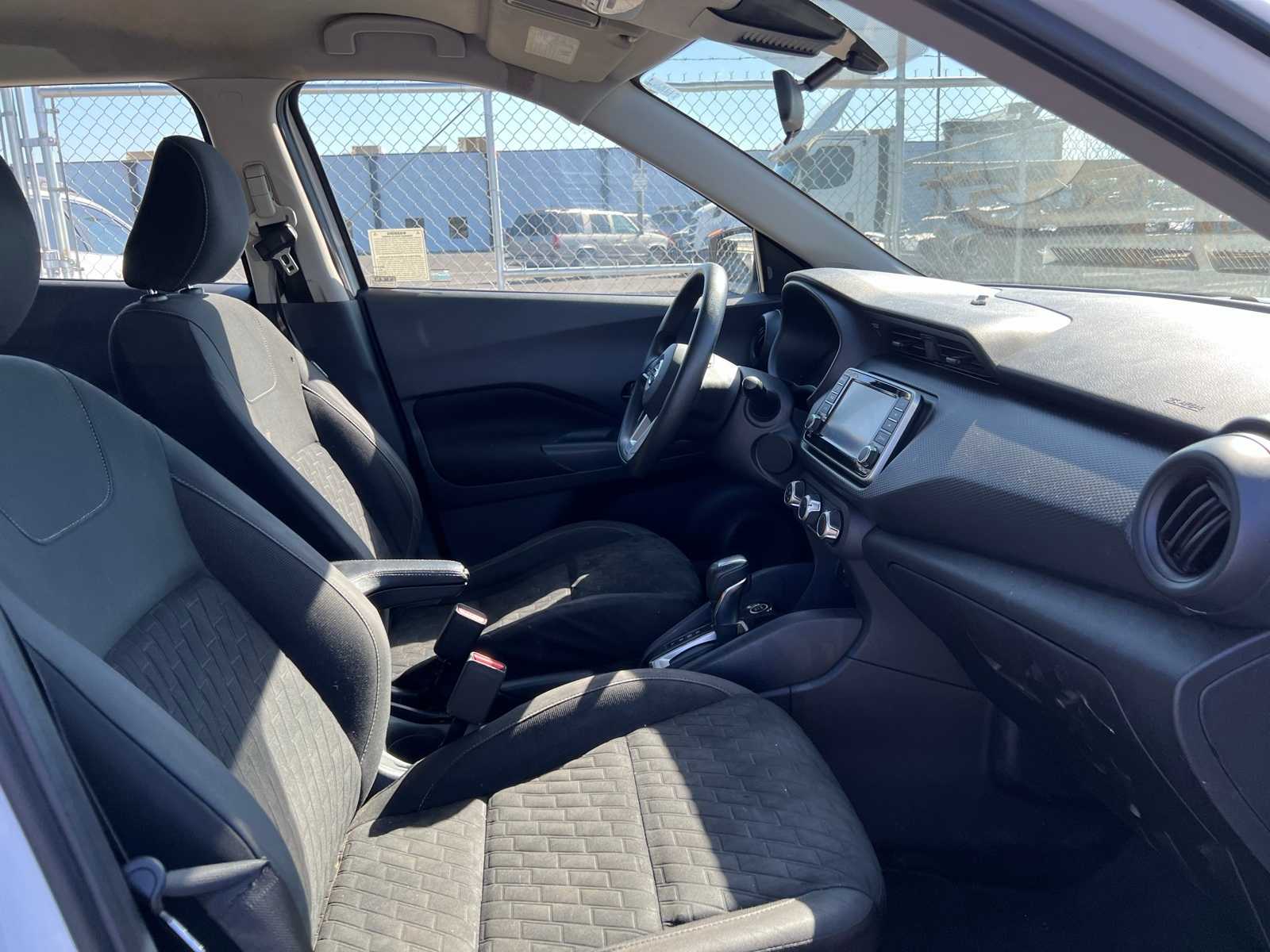 Thumbnail: 2021 Nissan Kicks - 26
