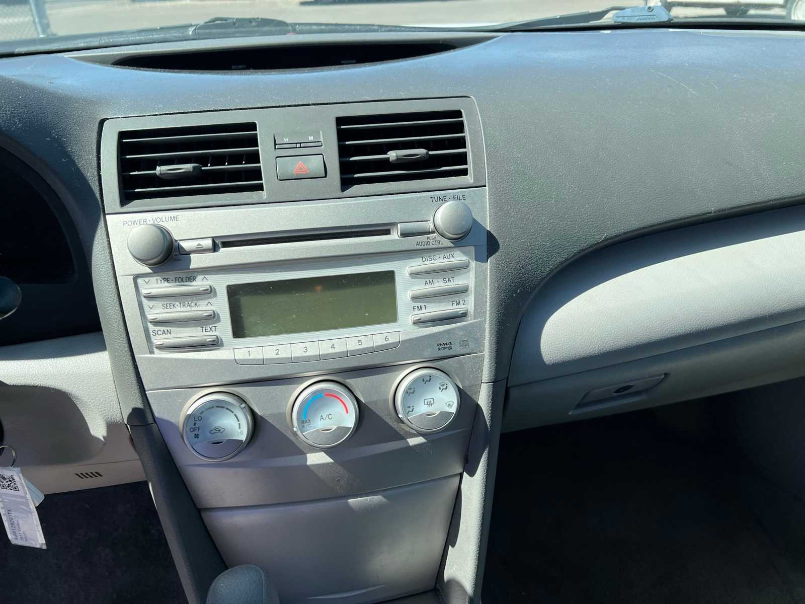 Thumbnail: 2011 Toyota Camry - 30