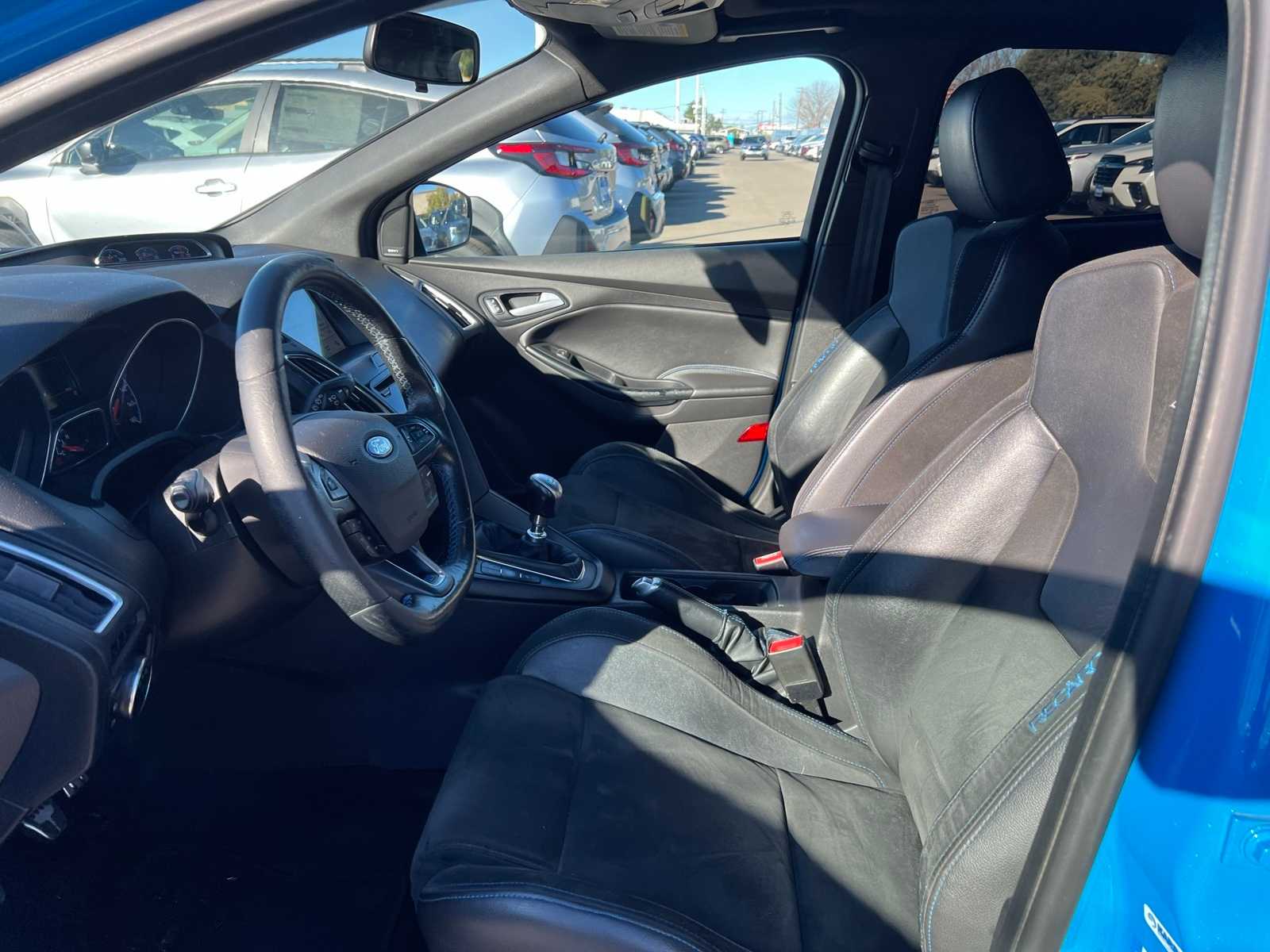 Thumbnail: 2017 Ford Focus - 15