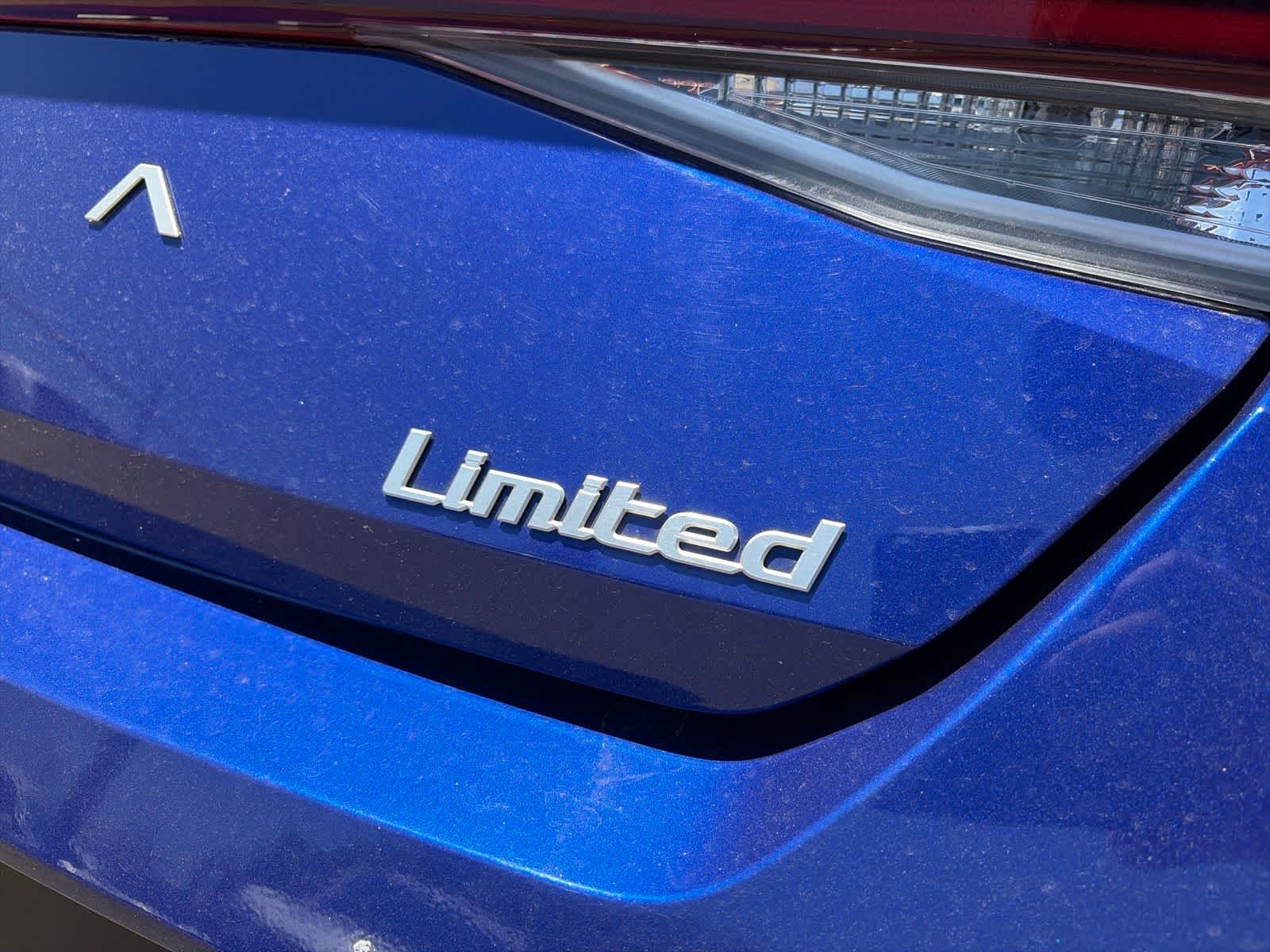 Thumbnail: 2024 Hyundai Elantra - 16