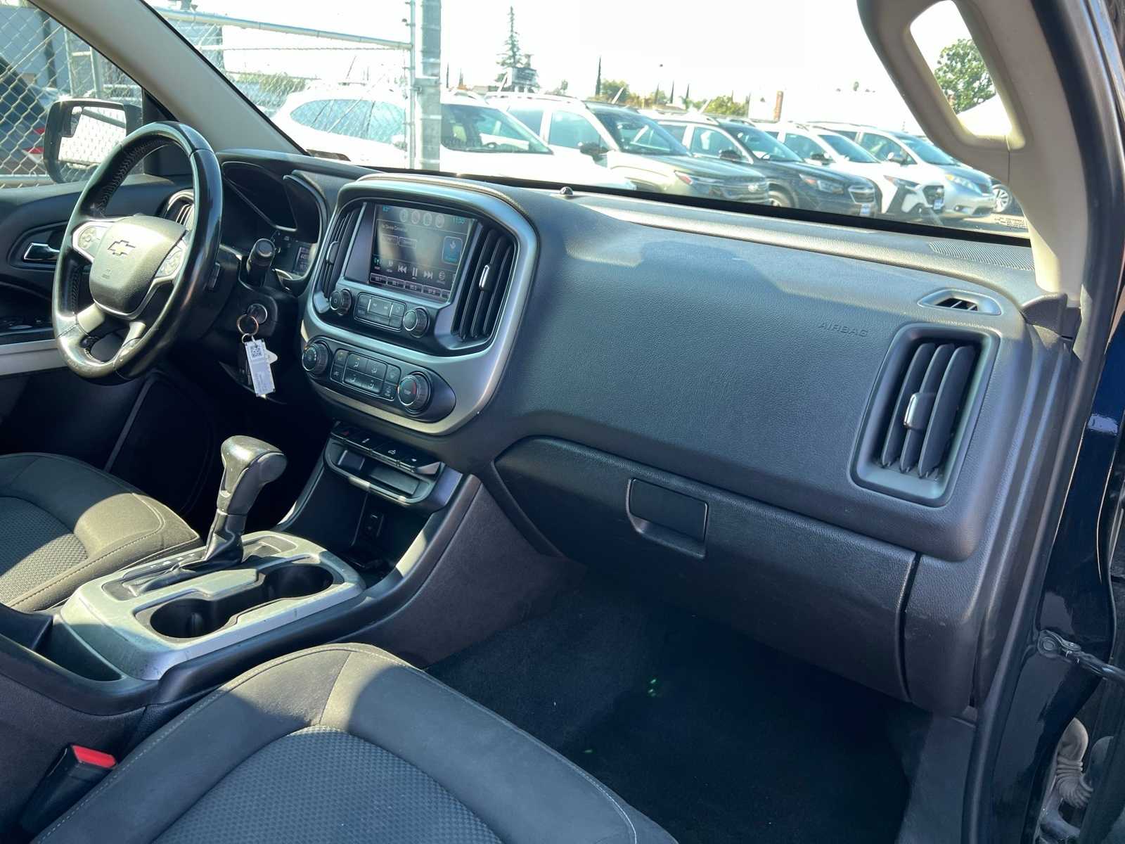 Thumbnail: 2017 Chevrolet Colorado - 26