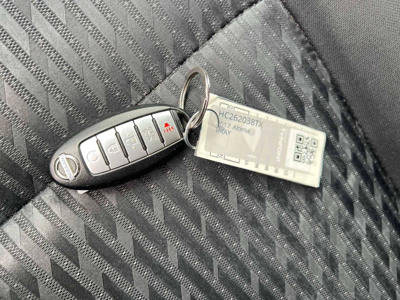 Thumbnail: 2017 Nissan Altima - 36