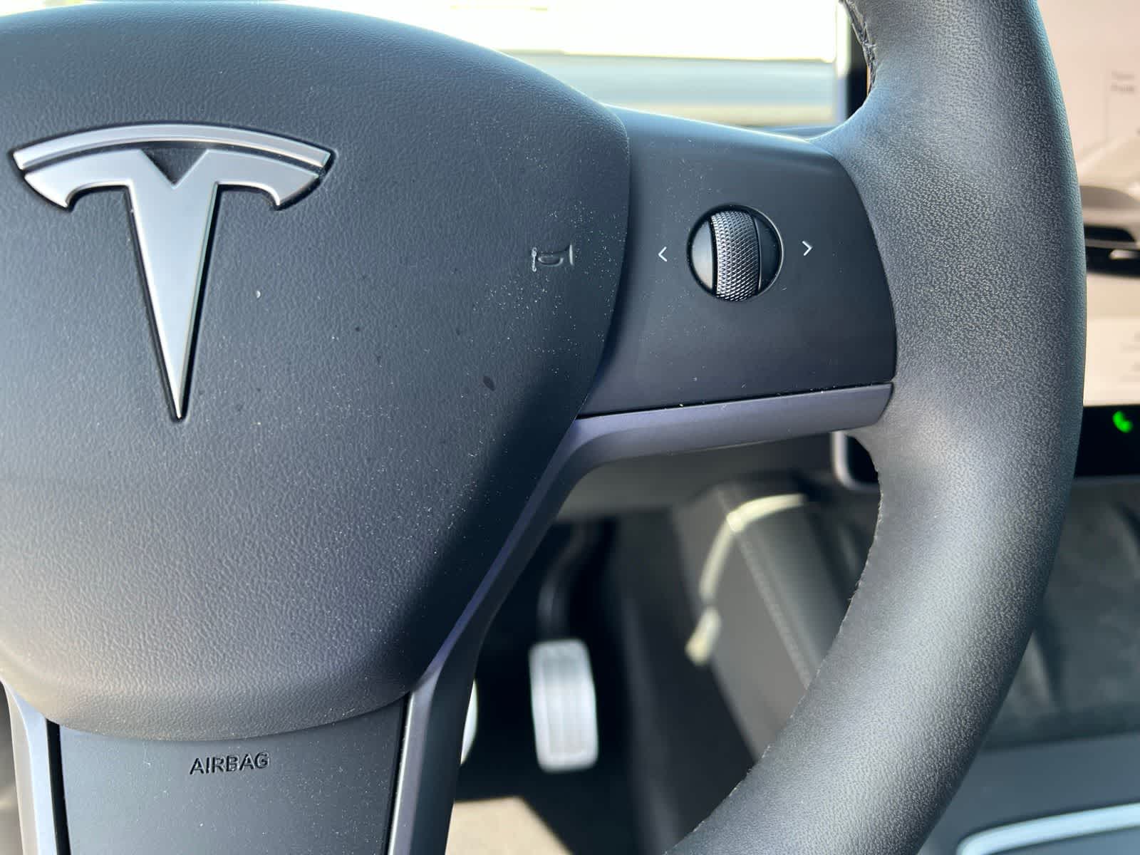 Thumbnail: 2024 Tesla Model Y - 35