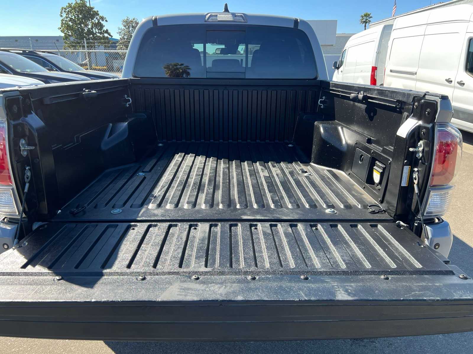 Thumbnail: 2021 Toyota Tacoma - 7