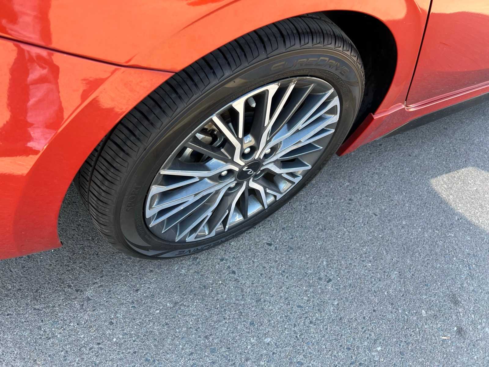 Thumbnail: 2023 Kia Forte - 21