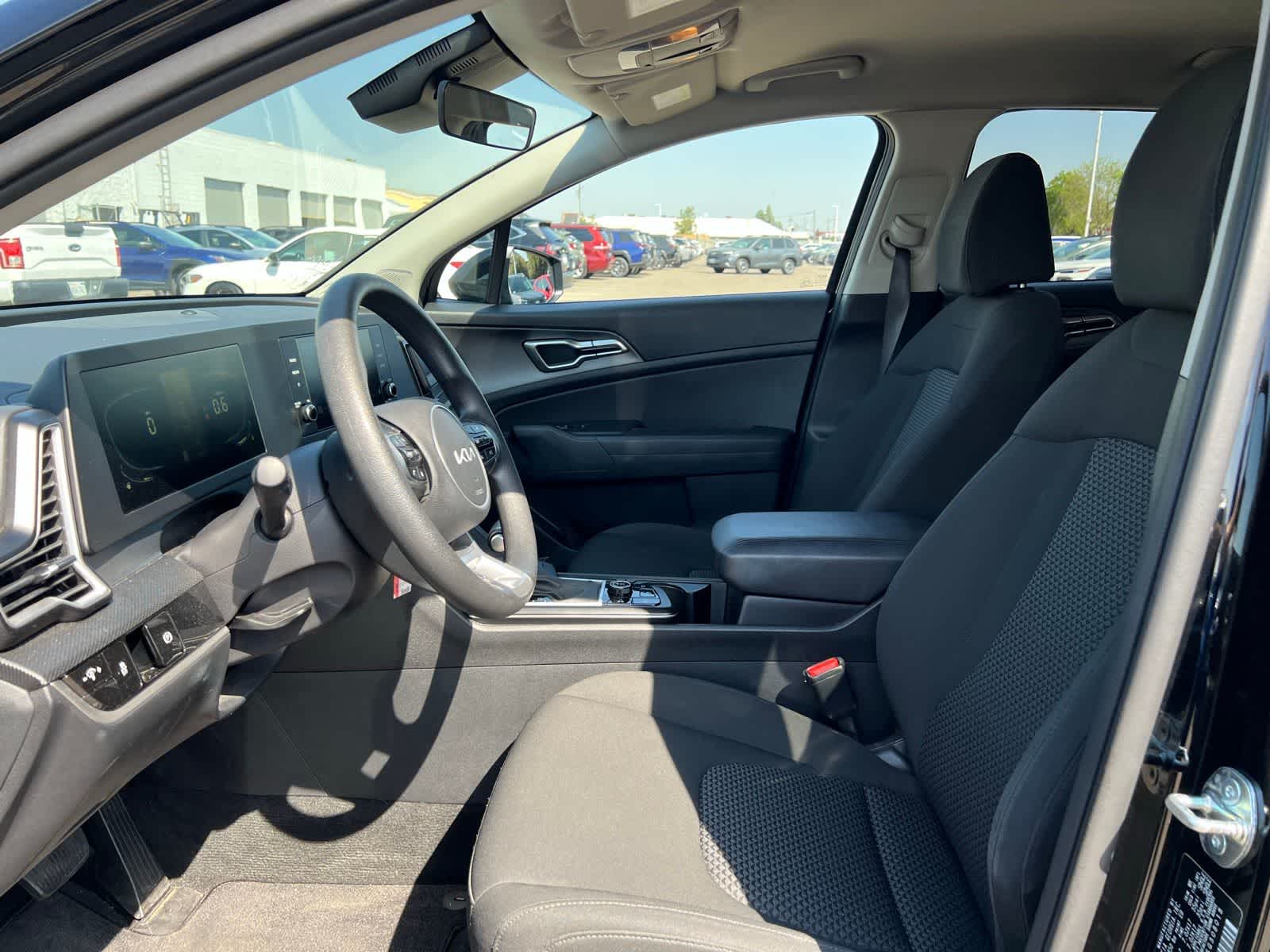 Thumbnail: 2025 Kia Sportage - 15