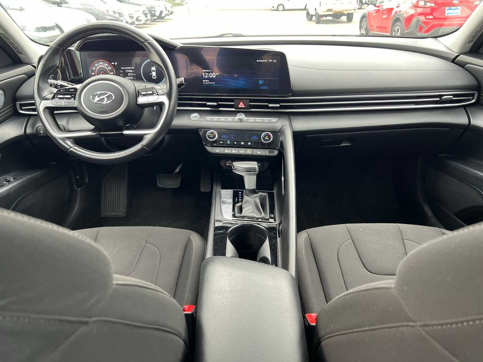 Thumbnail: 2023 Hyundai Elantra - 28