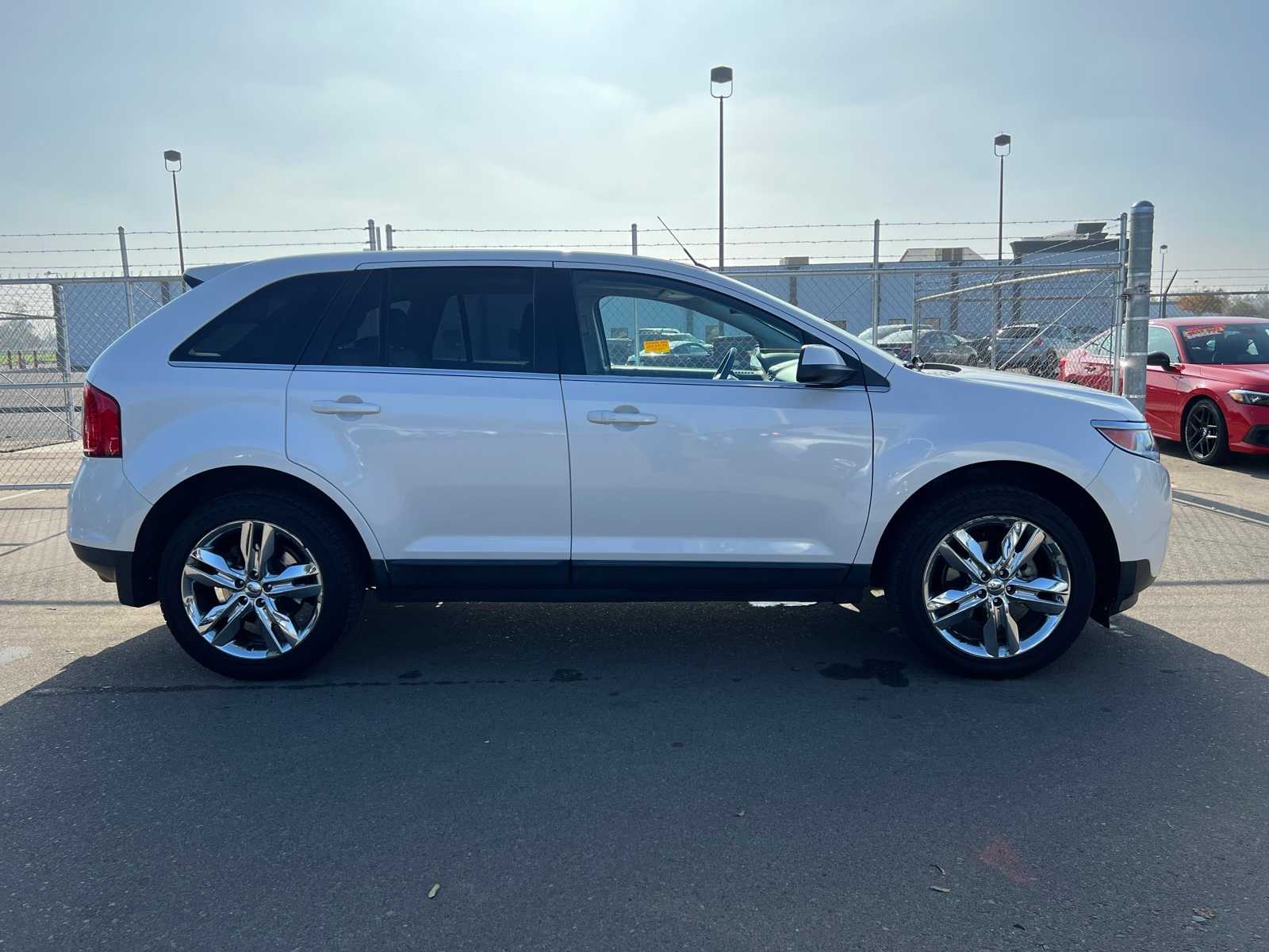 Thumbnail: 2013 Ford Edge - 10