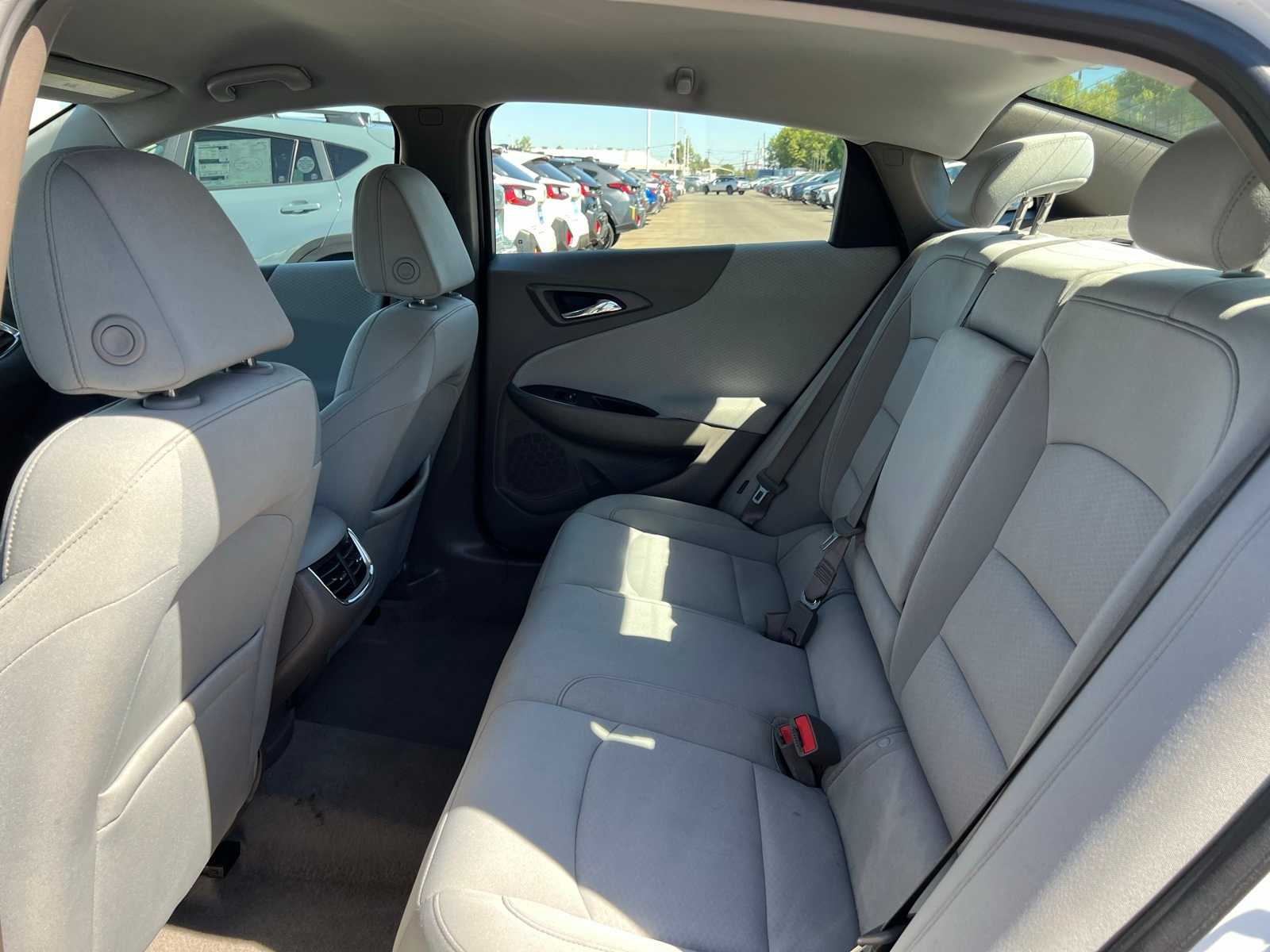 Thumbnail: 2019 Chevrolet Malibu - 18