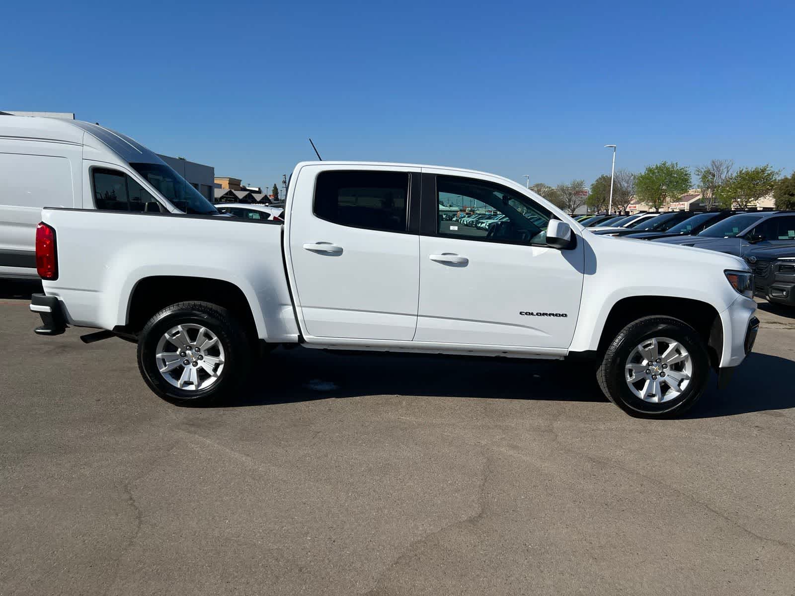 Thumbnail: 2022 Chevrolet Colorado - 10