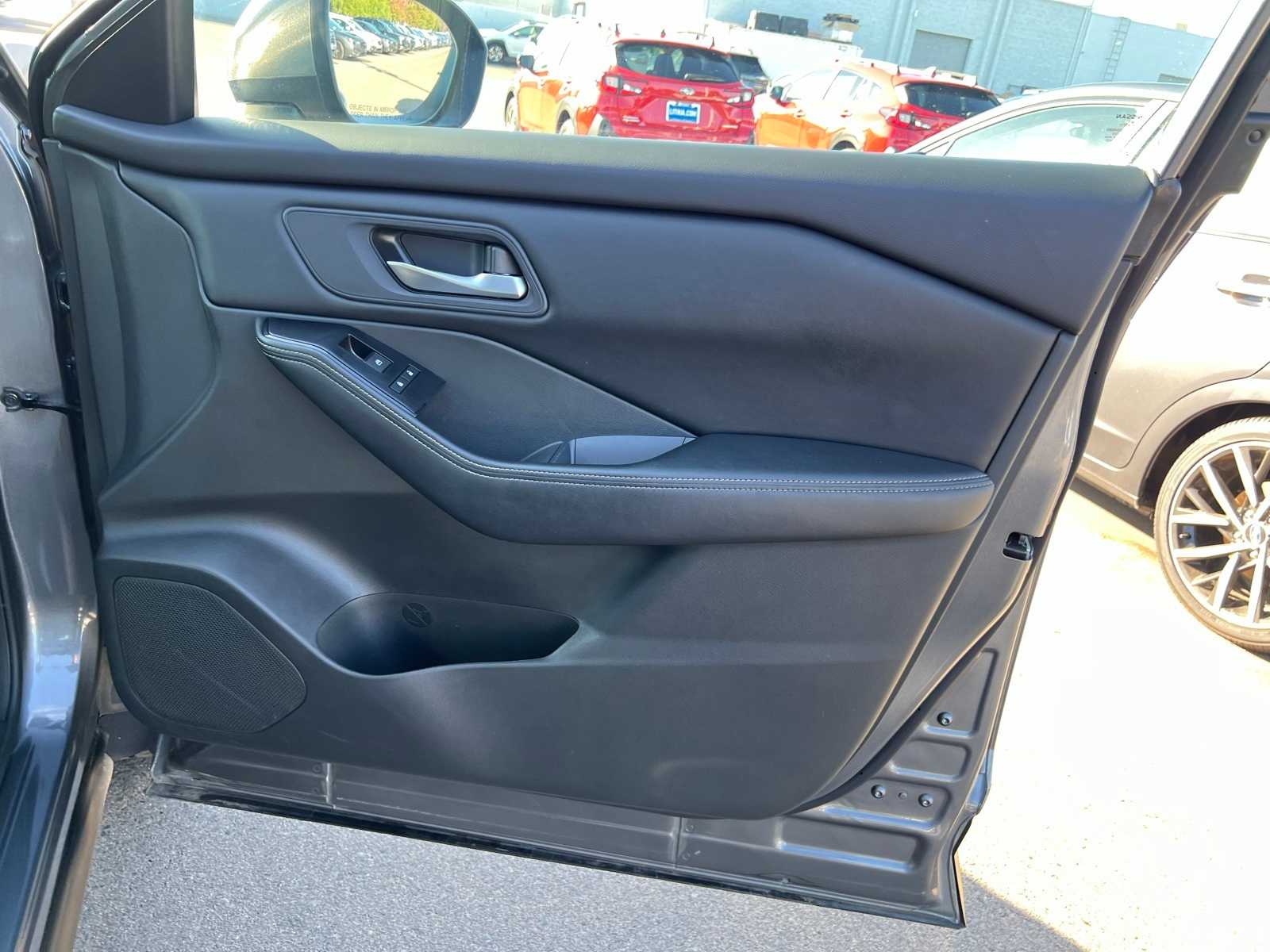 Thumbnail: 2024 Nissan Rogue - 27