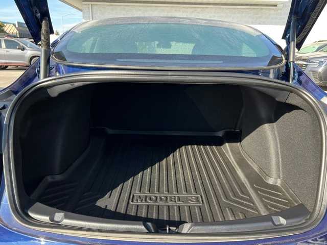 Thumbnail: 2022 Tesla Model 3 - 6