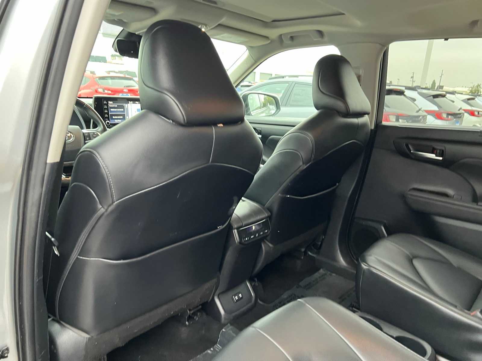 Thumbnail: 2021 Toyota Highlander - 19