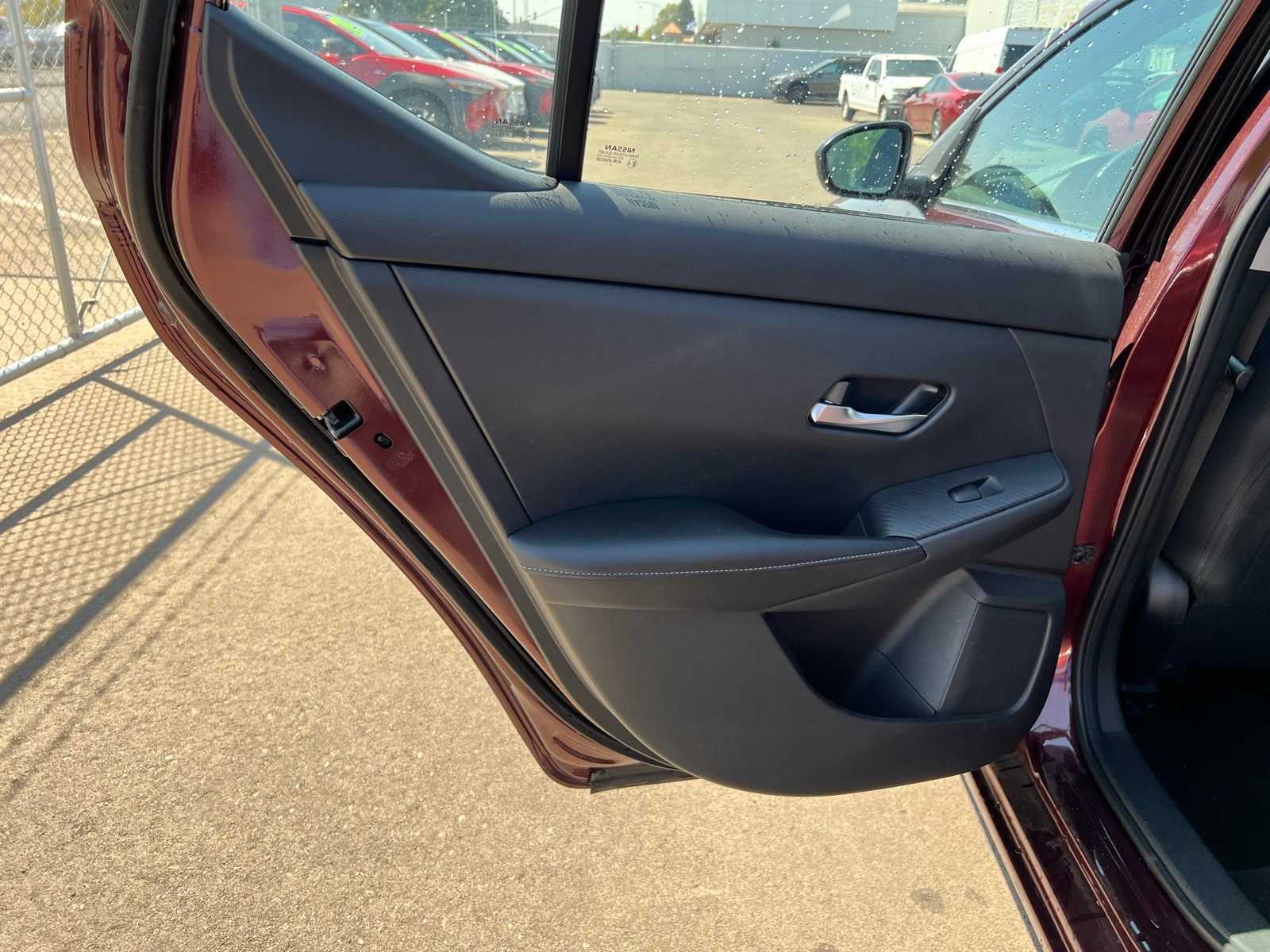 Thumbnail: 2021 Nissan Sentra - 20