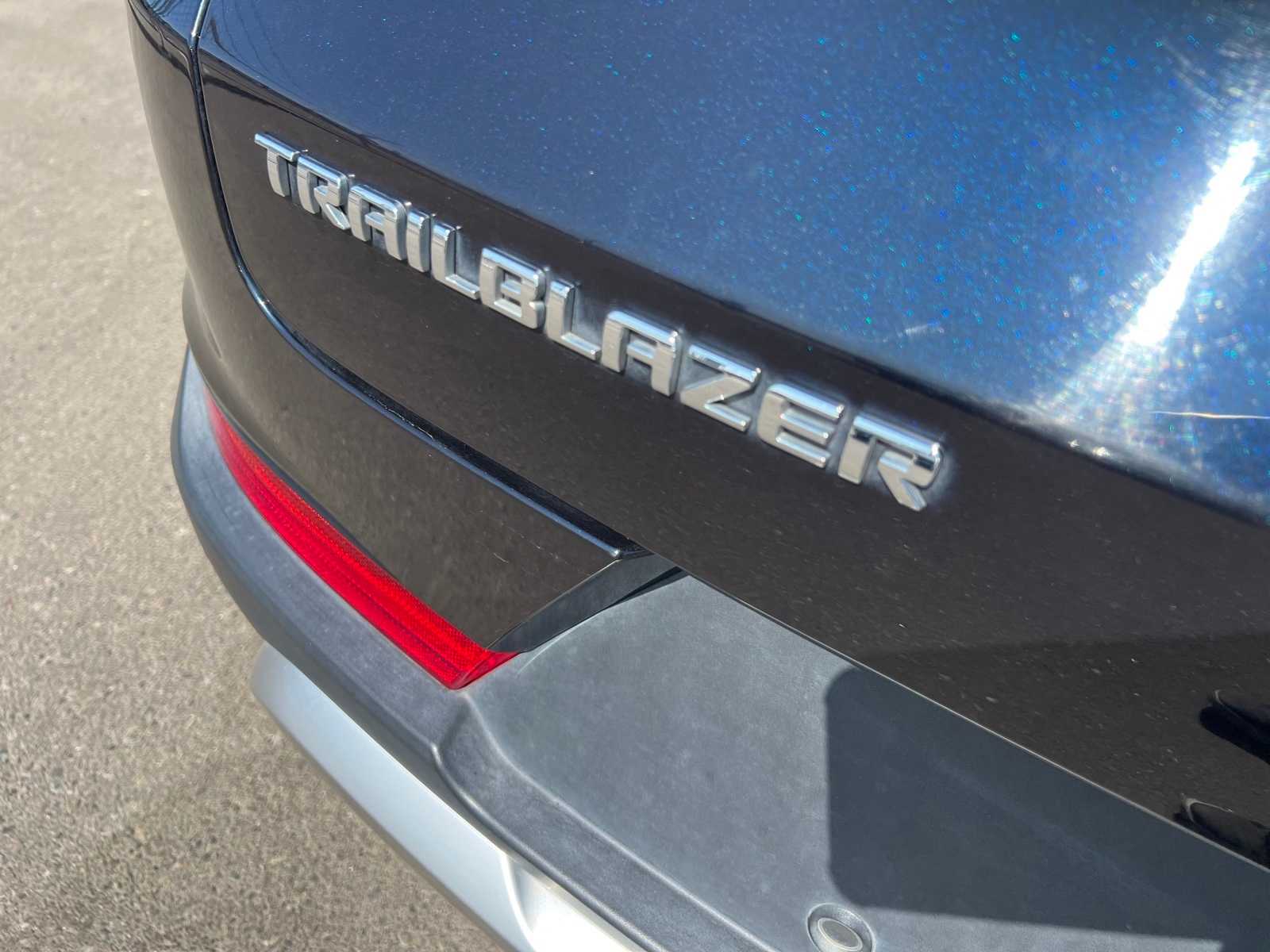 Thumbnail: 2021 Chevrolet TrailBlazer - 5