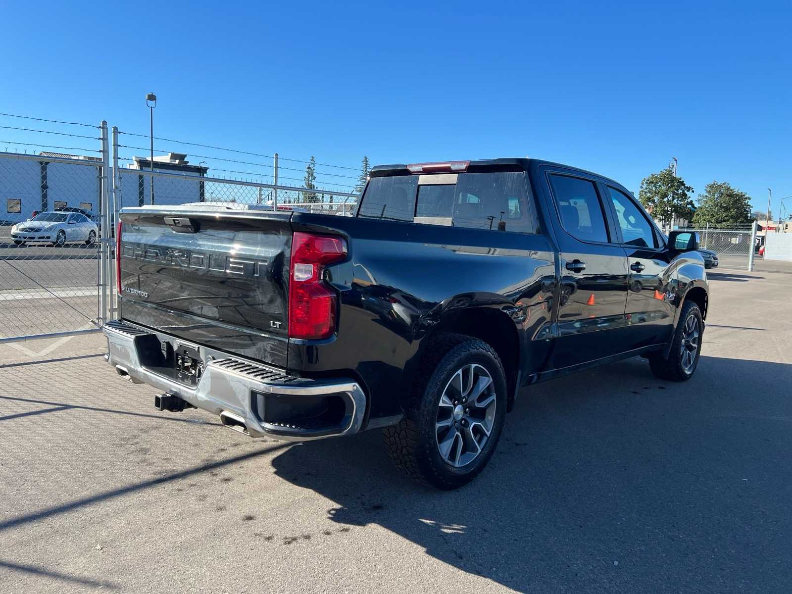 Thumbnail: 2020 Chevrolet Silverado 1500 - 8