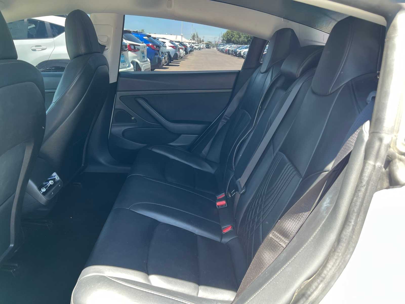 Thumbnail: 2020 Tesla Model 3 - 17