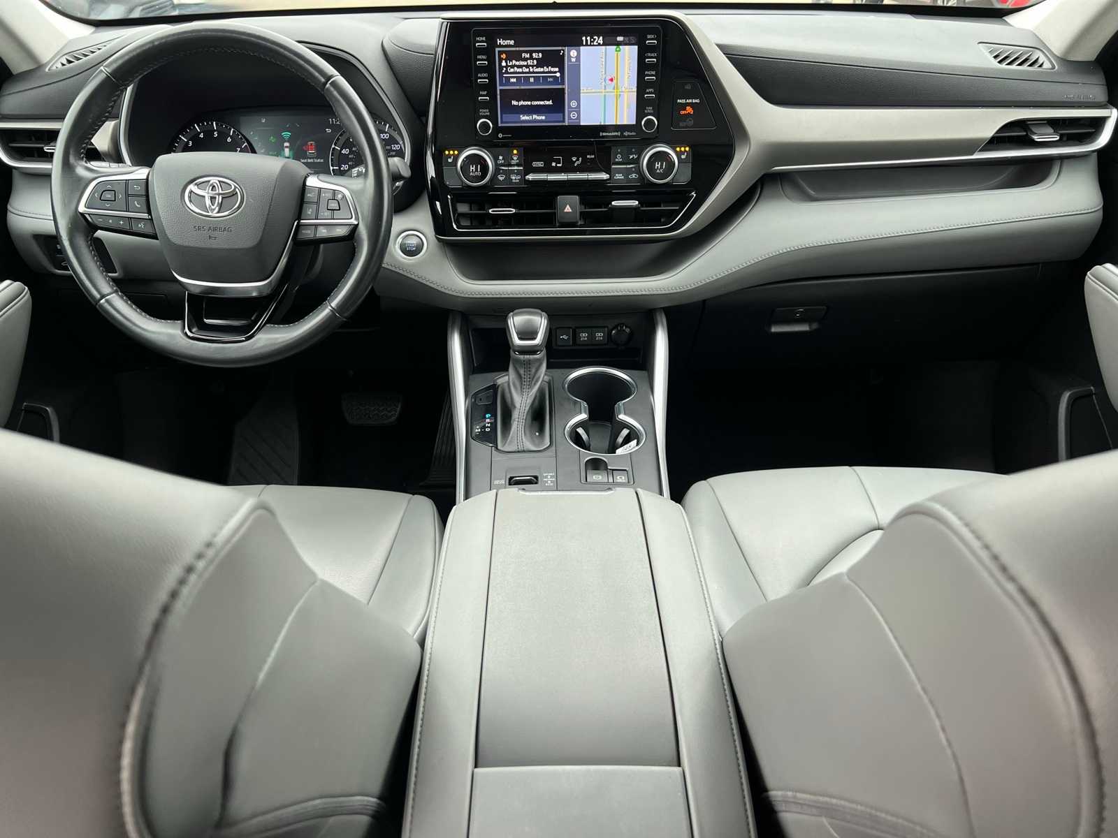 Thumbnail: 2021 Toyota Highlander - 29