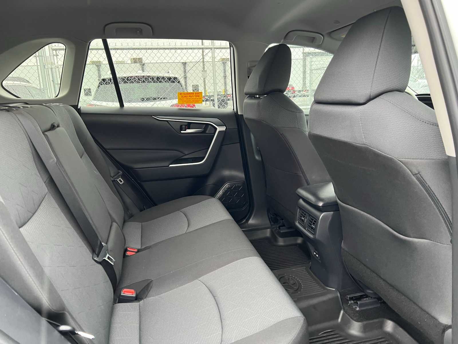 Thumbnail: 2025 Toyota RAV4 - 23