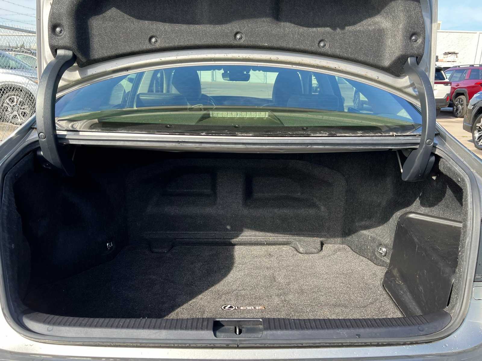 Thumbnail: 2016 Lexus ES - 7