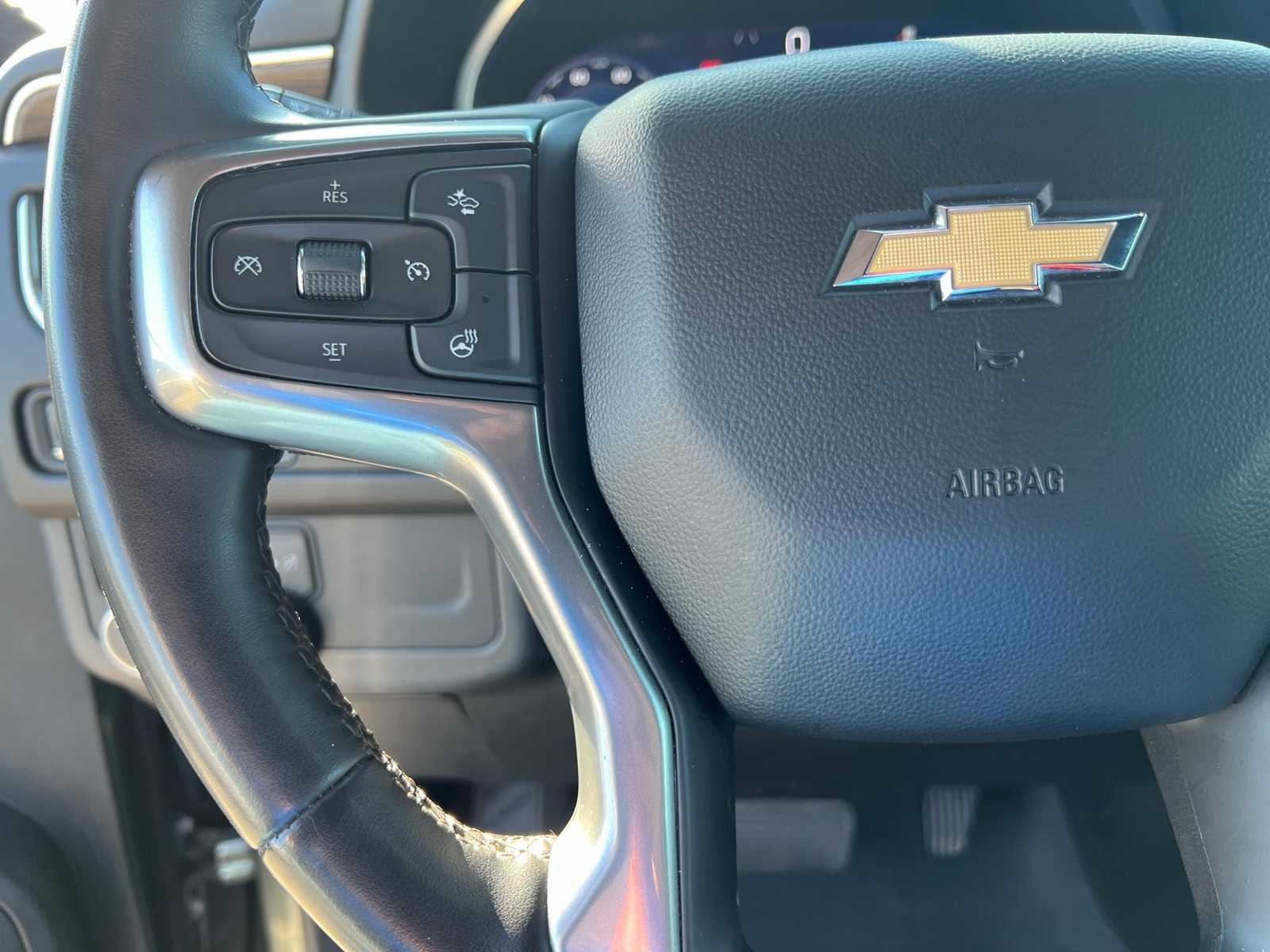 Thumbnail: 2023 Chevrolet Suburban - 34