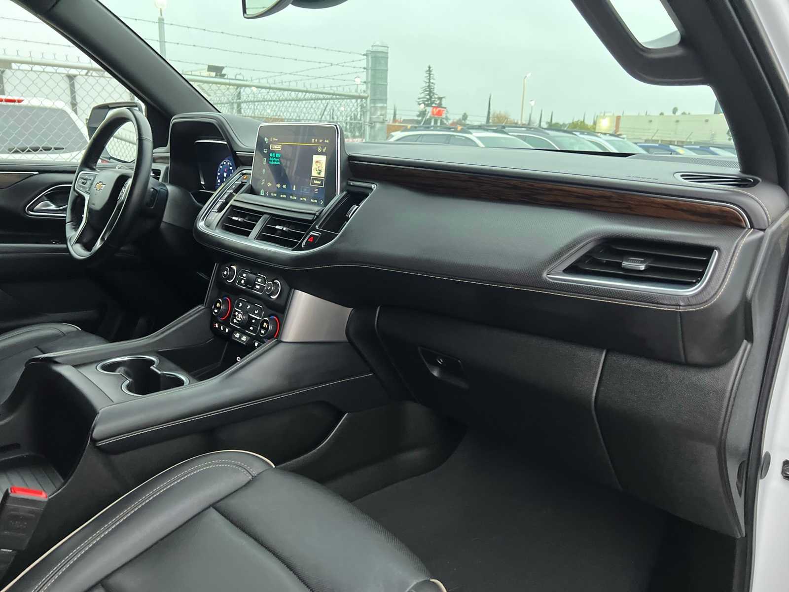 Thumbnail: 2024 Chevrolet Tahoe - 25