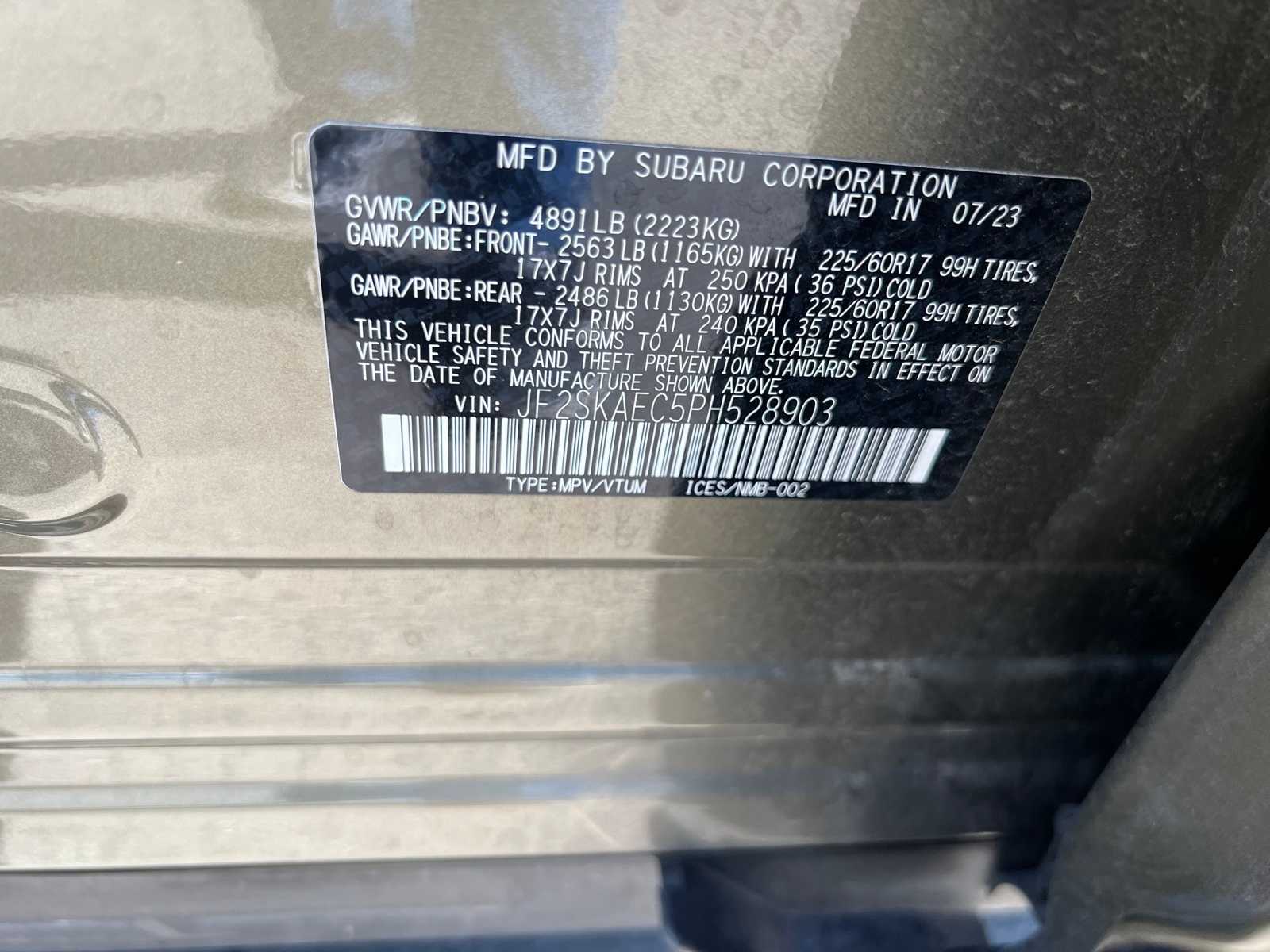 2023 Subaru Forester Premium 38