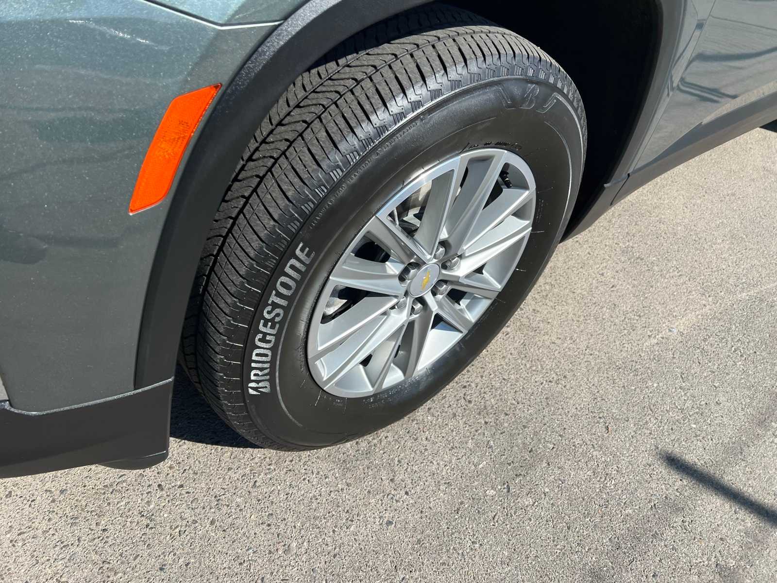 Thumbnail: 2023 Chevrolet Traverse - 13