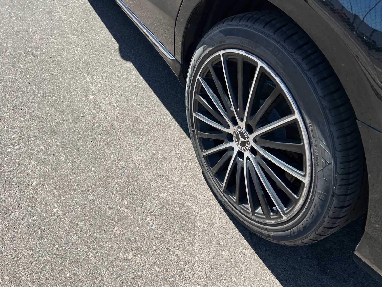 Thumbnail: 2021 Mercedes-Benz C-Class - 16