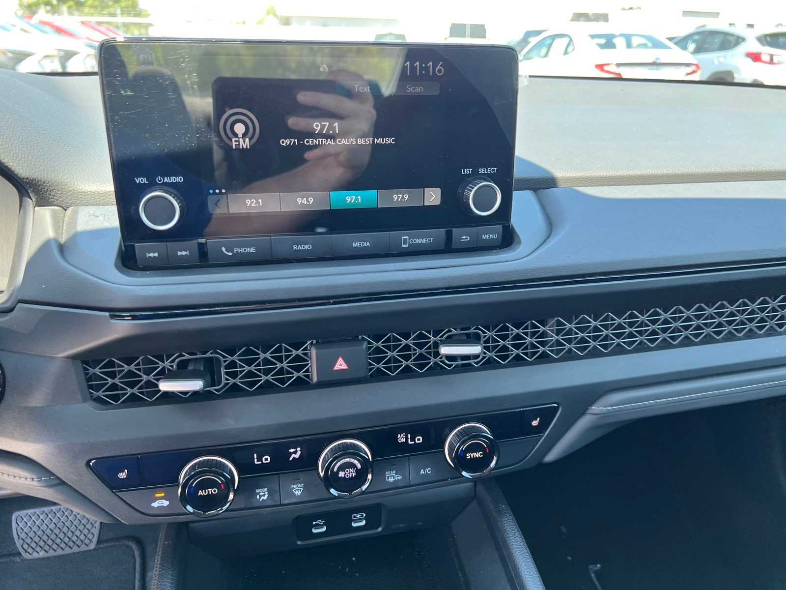 Thumbnail: 2023 Honda Accord - 30