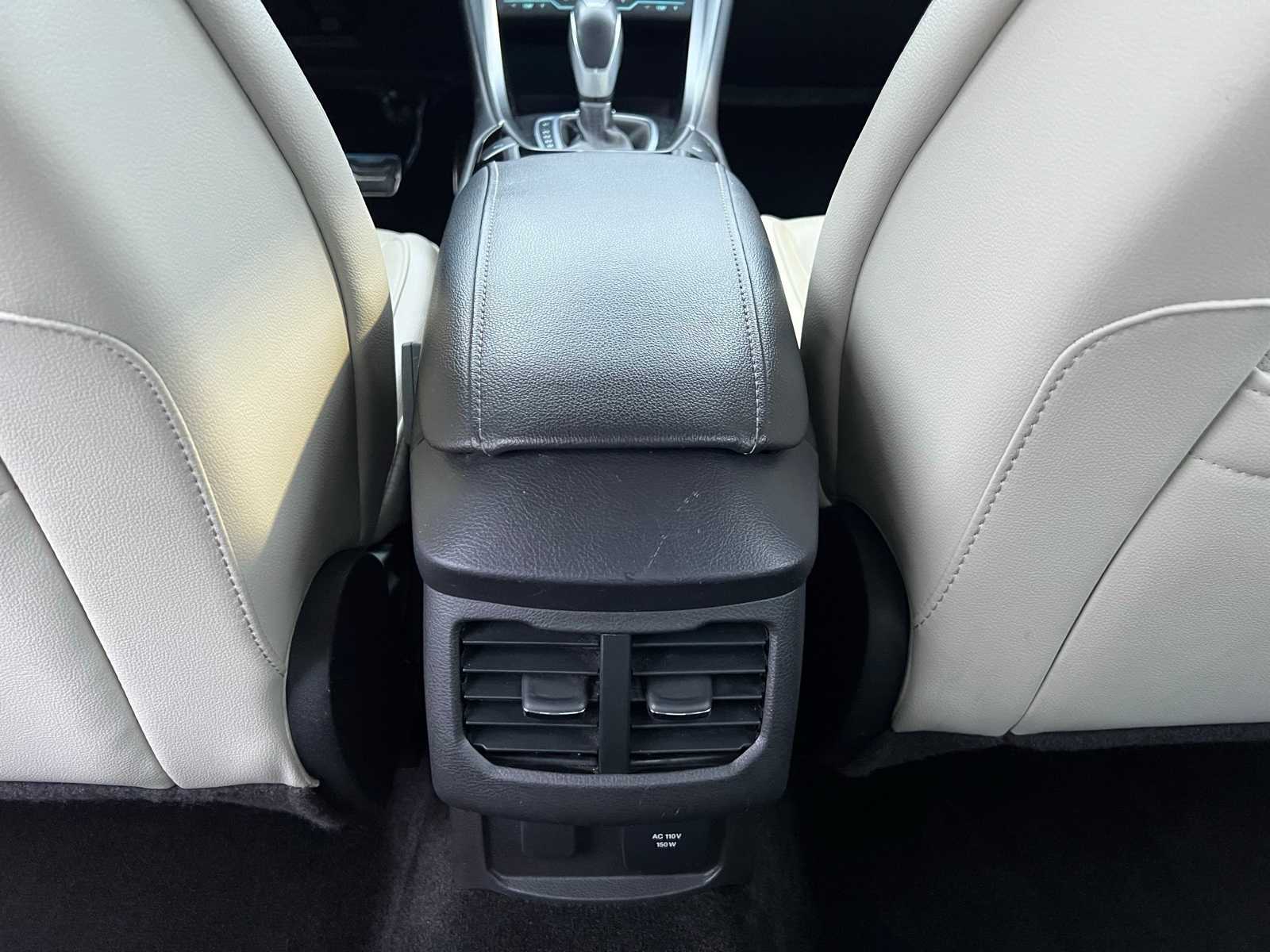 Thumbnail: 2014 Ford Fusion - 32