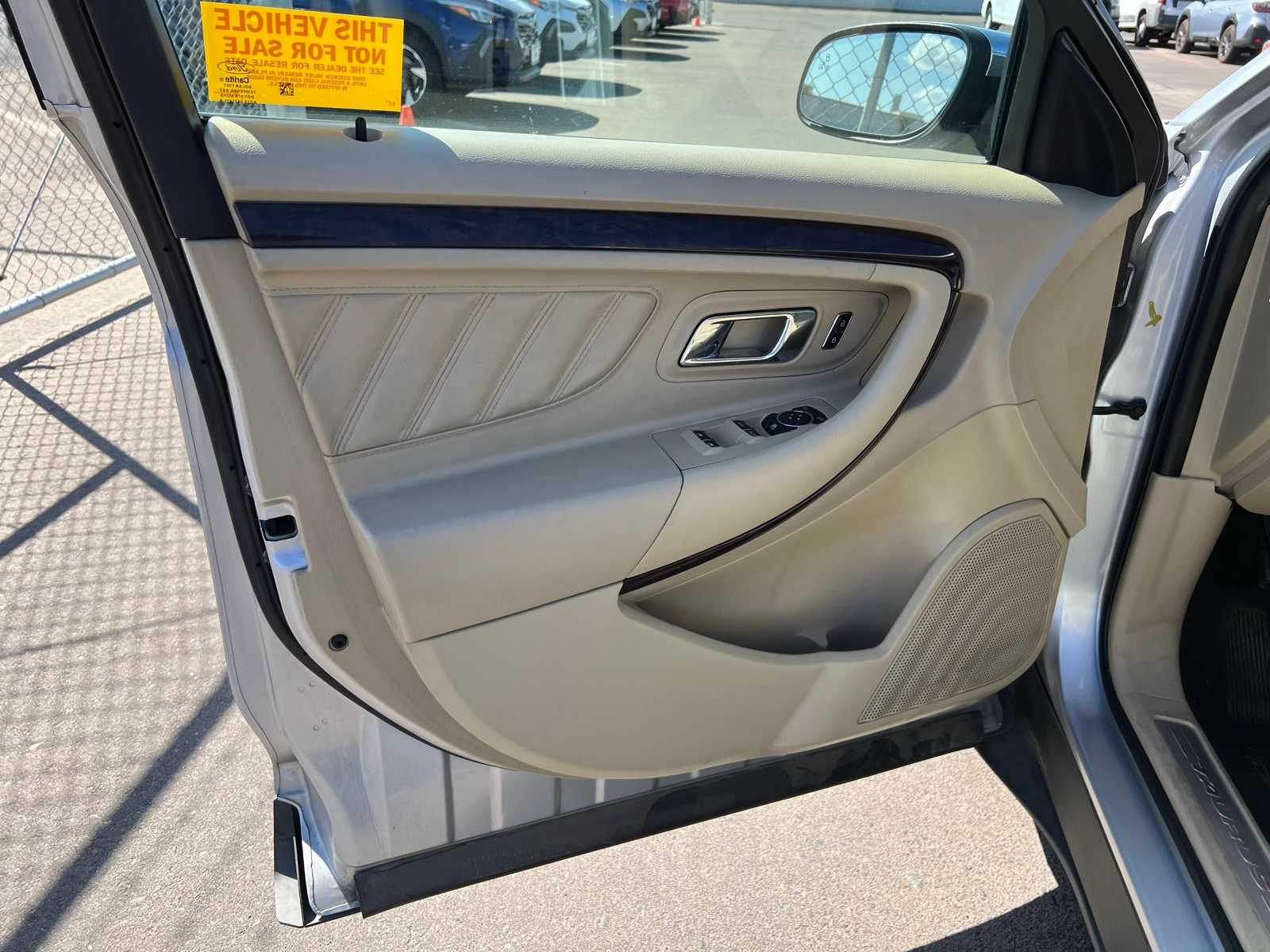 Thumbnail: 2019 Ford Taurus - 16