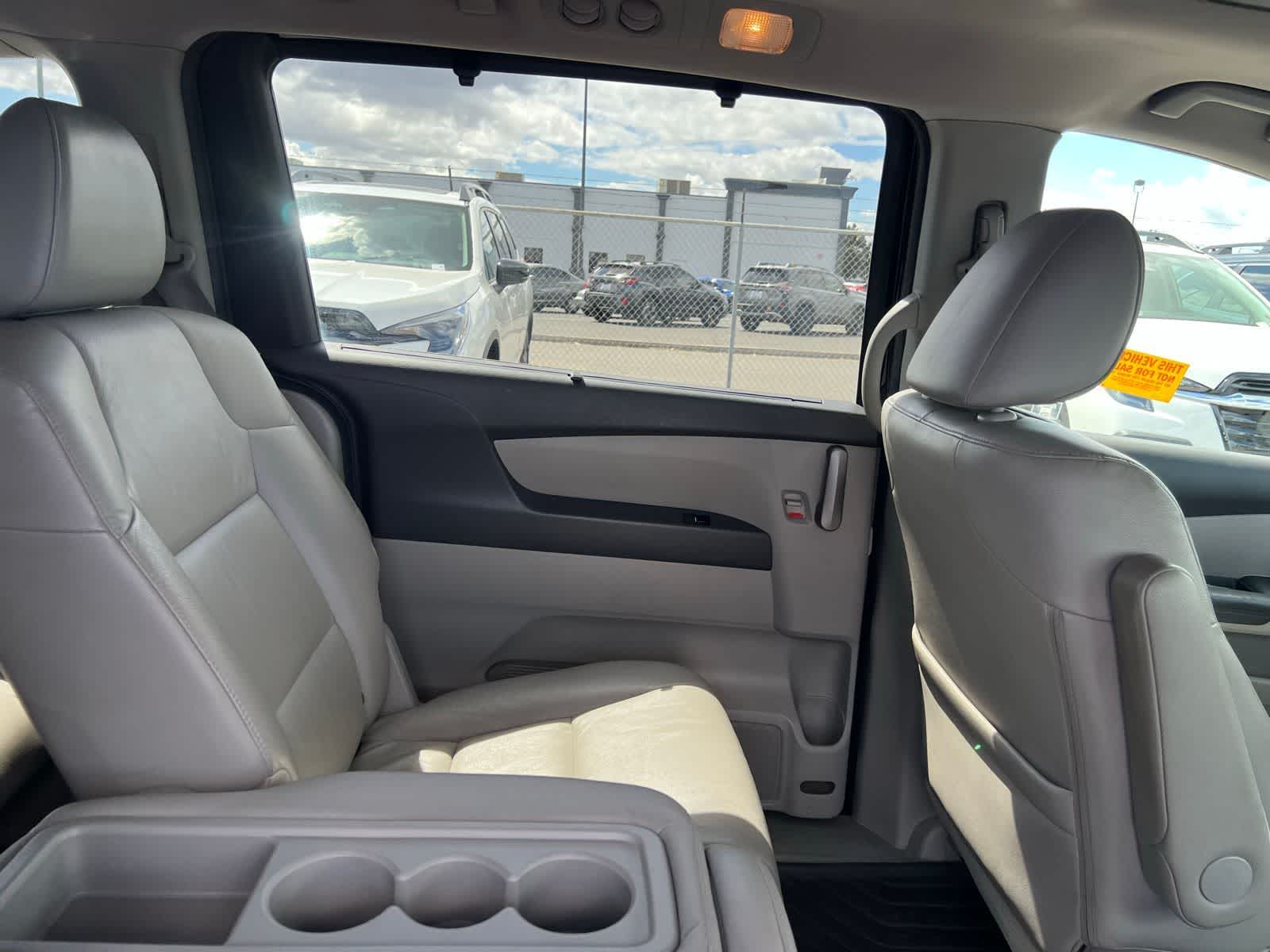 Thumbnail: 2011 Honda Odyssey - 23