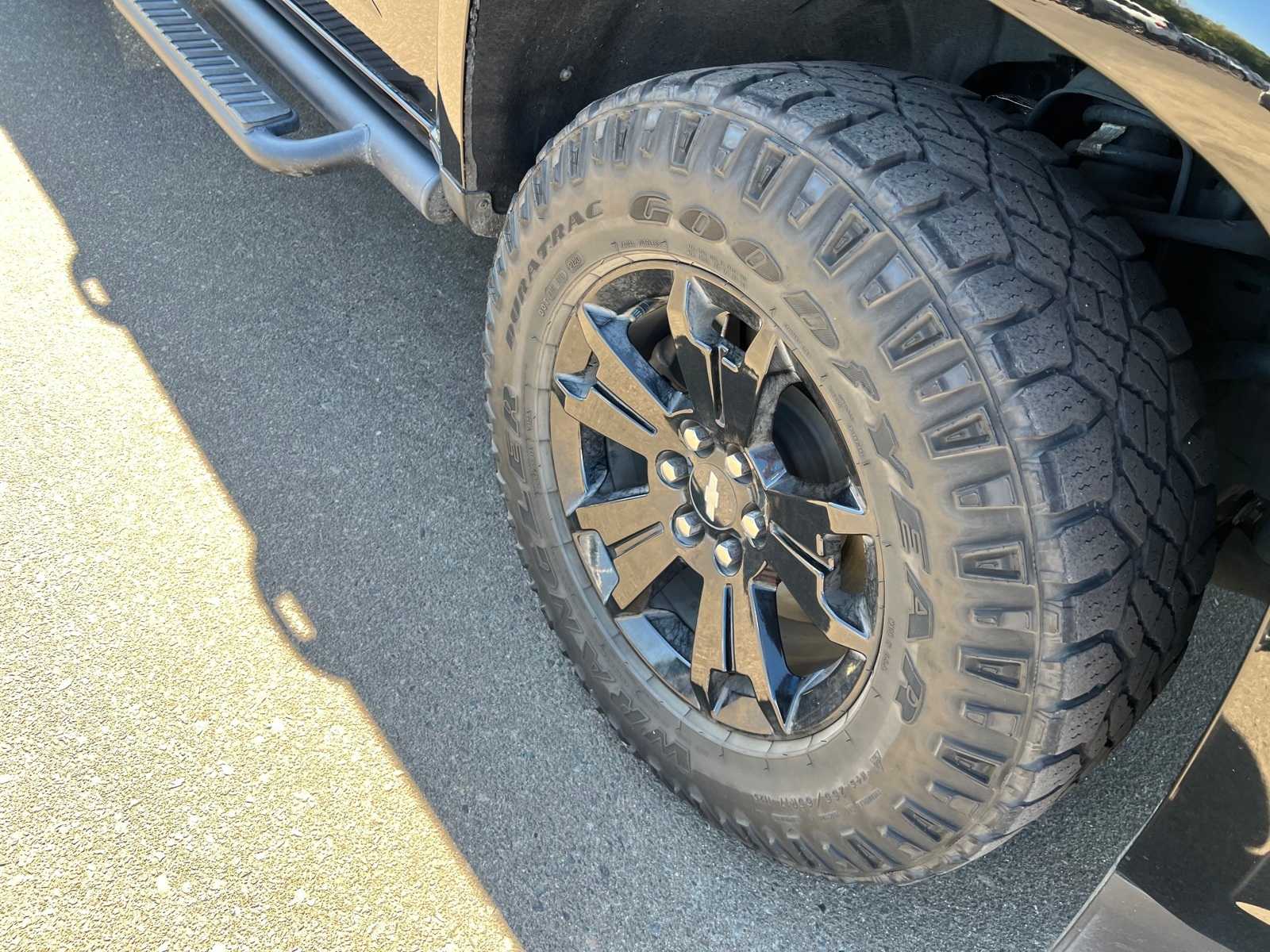 Thumbnail: 2021 Chevrolet Colorado - 25
