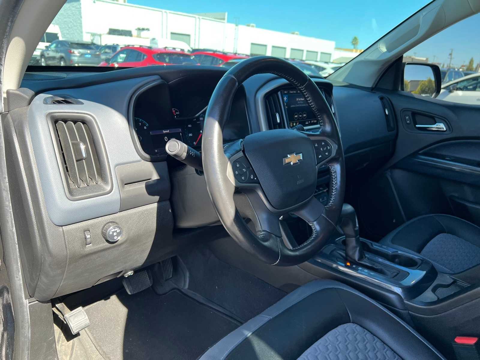 Thumbnail: 2021 Chevrolet Colorado - 14