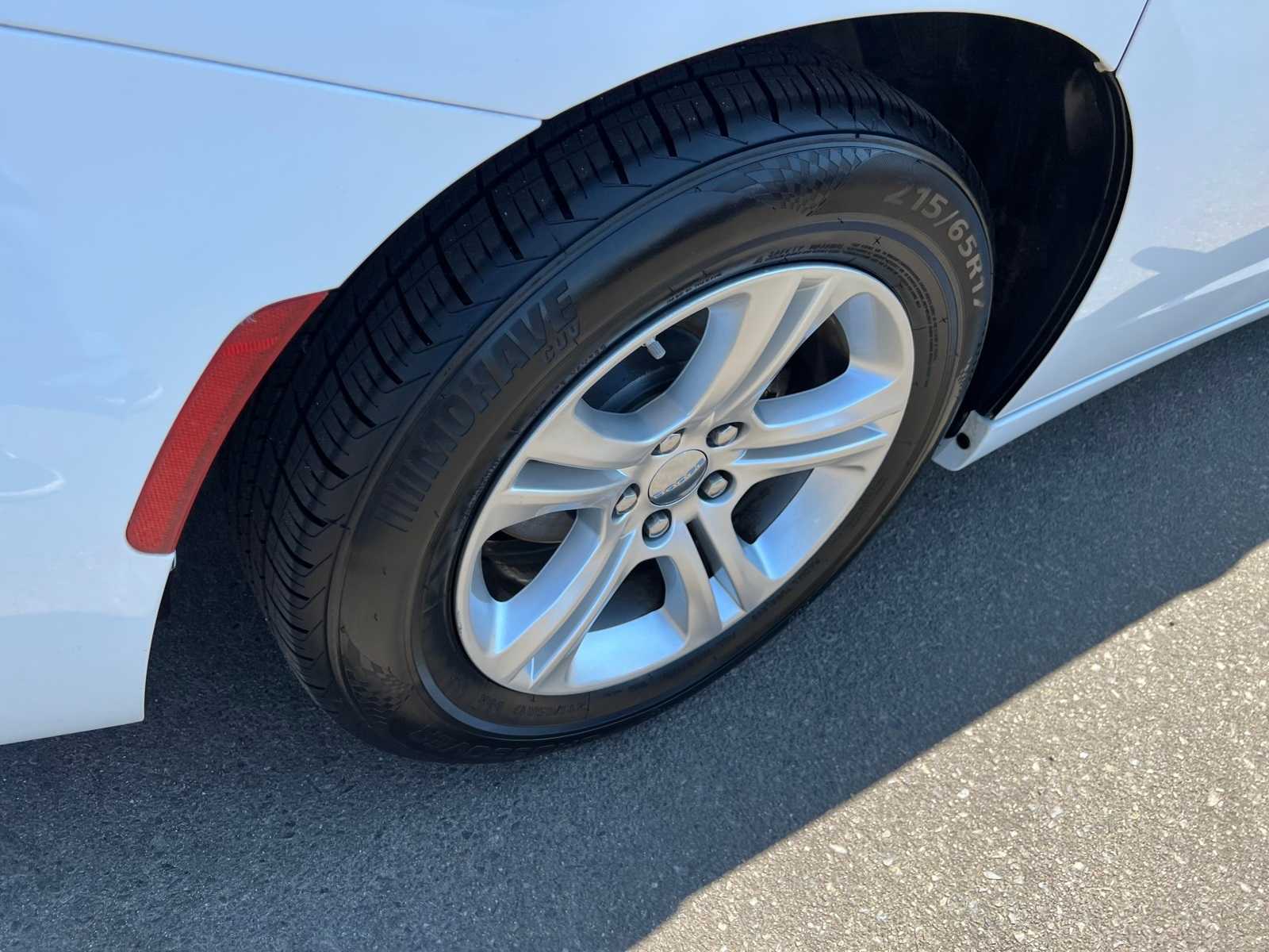 Thumbnail: 2022 Dodge Charger - 20