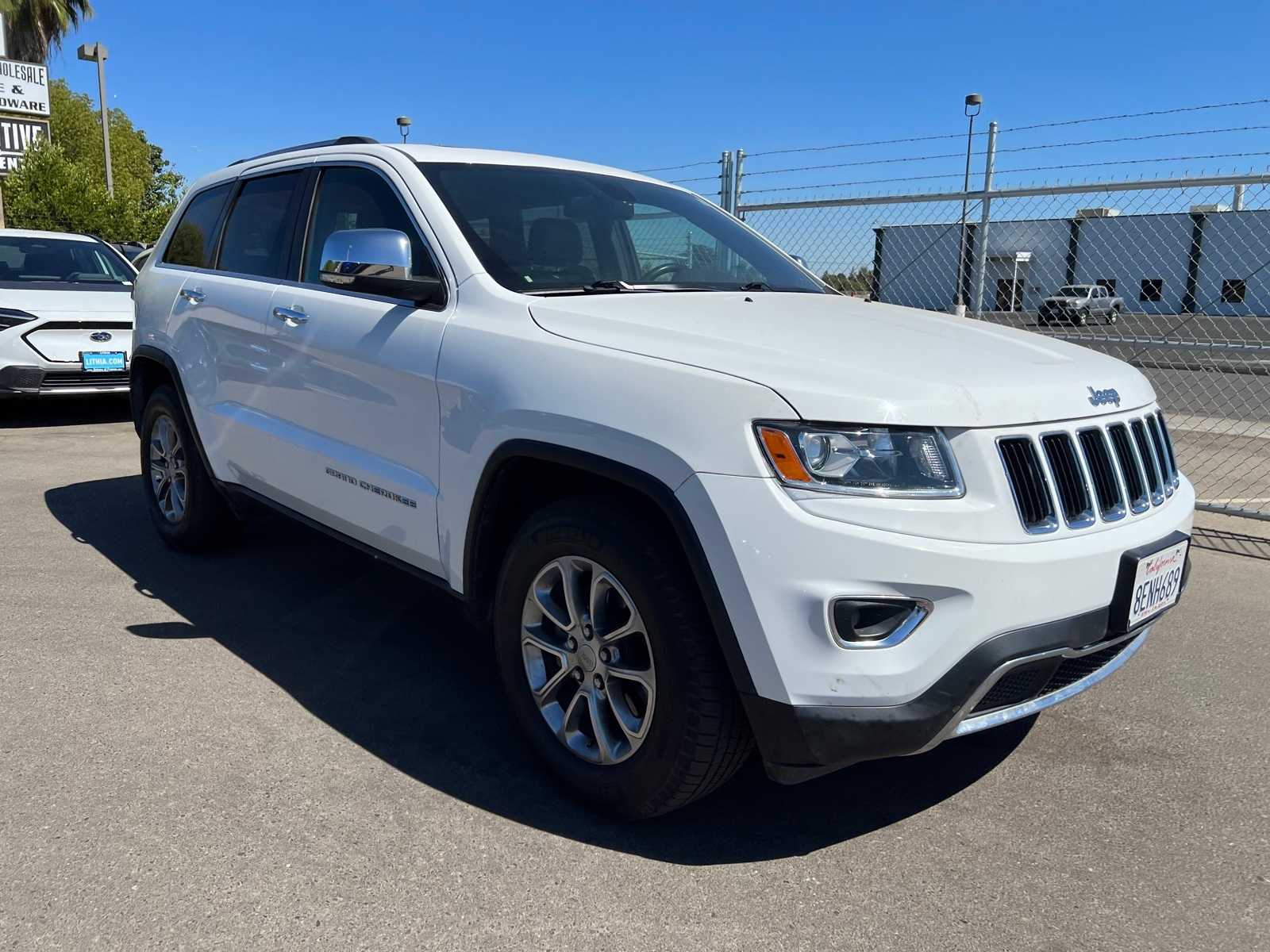 Thumbnail: 2015 Jeep Grand Cherokee - 10