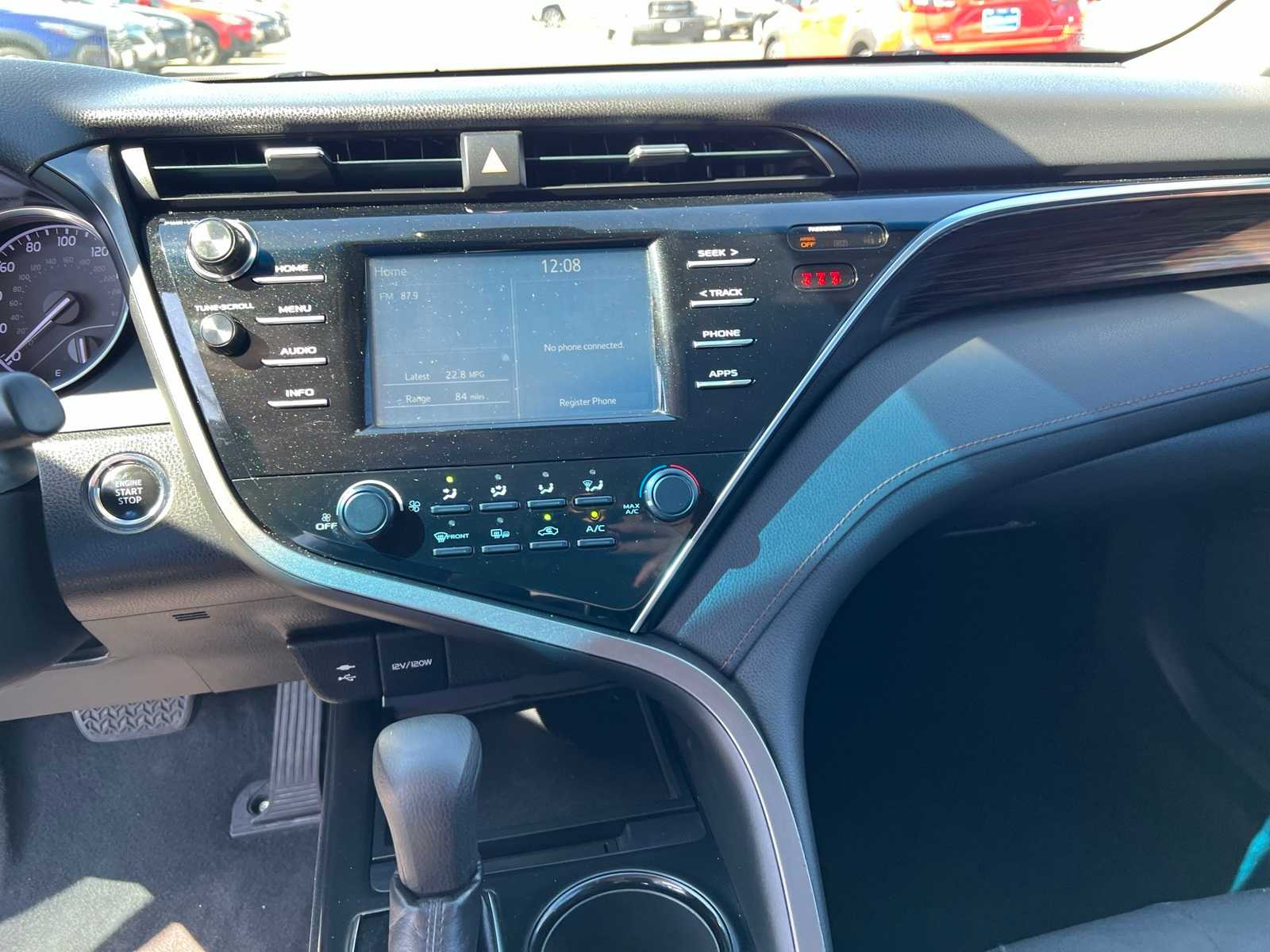 Thumbnail: 2018 Toyota Camry - 36