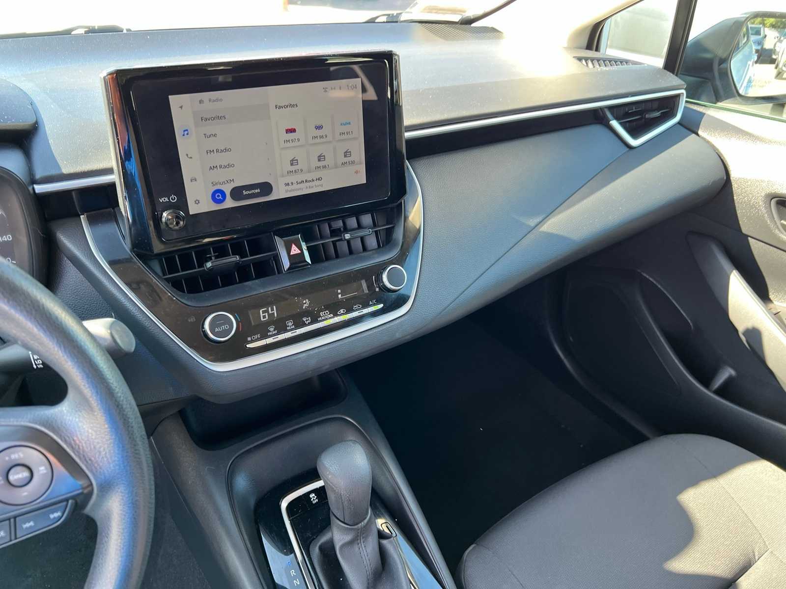 Thumbnail: 2024 Toyota Corolla - 32