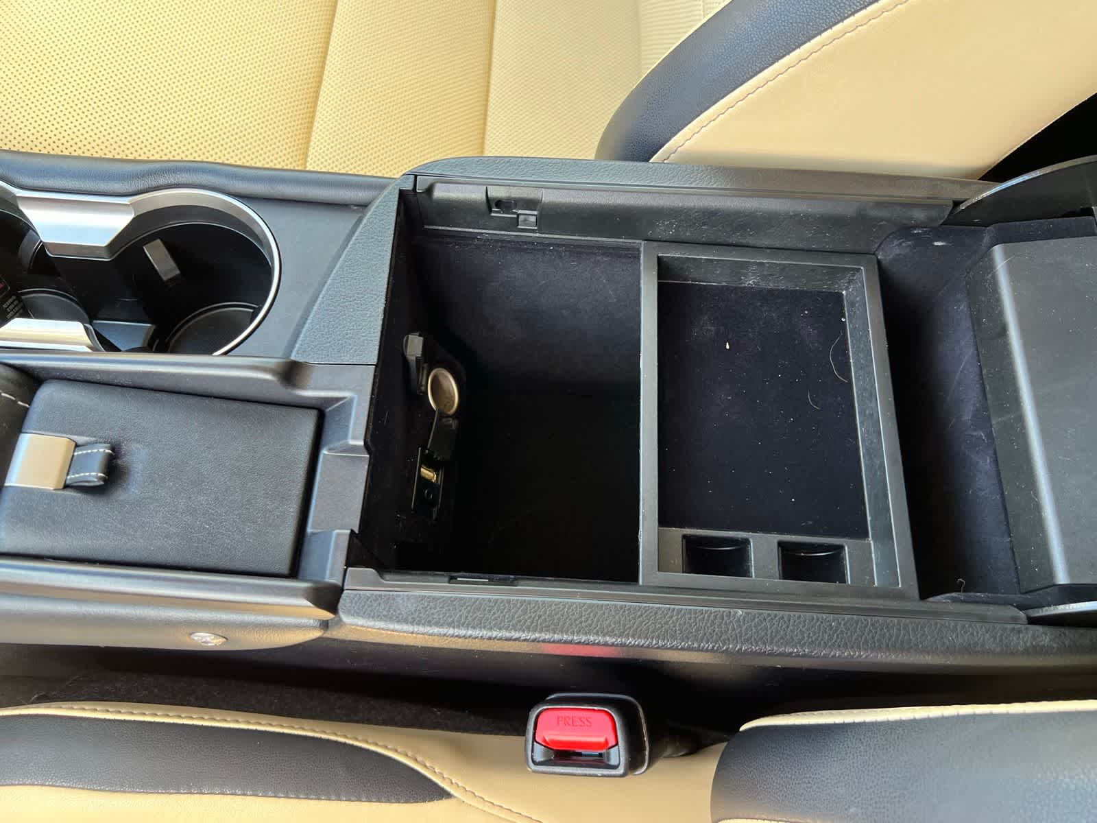 Thumbnail: 2016 Lexus NX - 40