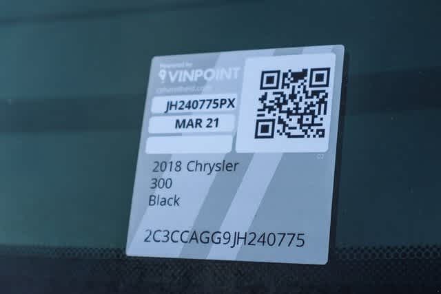 Thumbnail: 2018 Chrysler 300 - 44