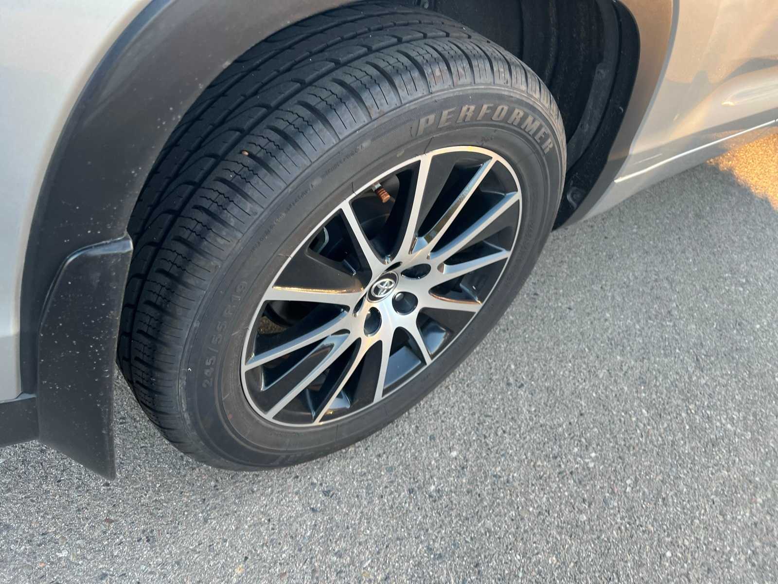 Thumbnail: 2017 Toyota Highlander - 20