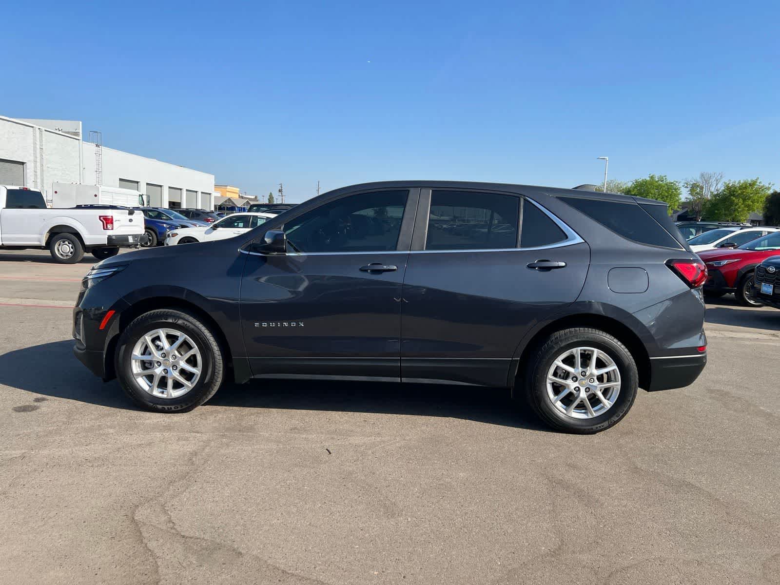 Thumbnail: 2022 Chevrolet Equinox - 2