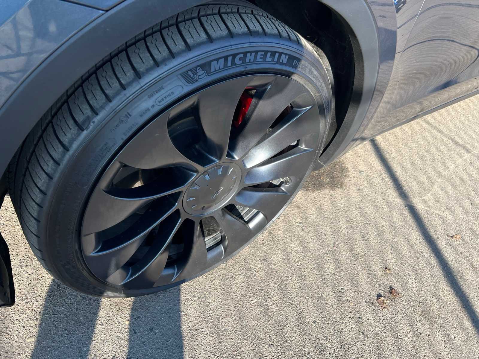 Thumbnail: 2022 Tesla Model Y - 12