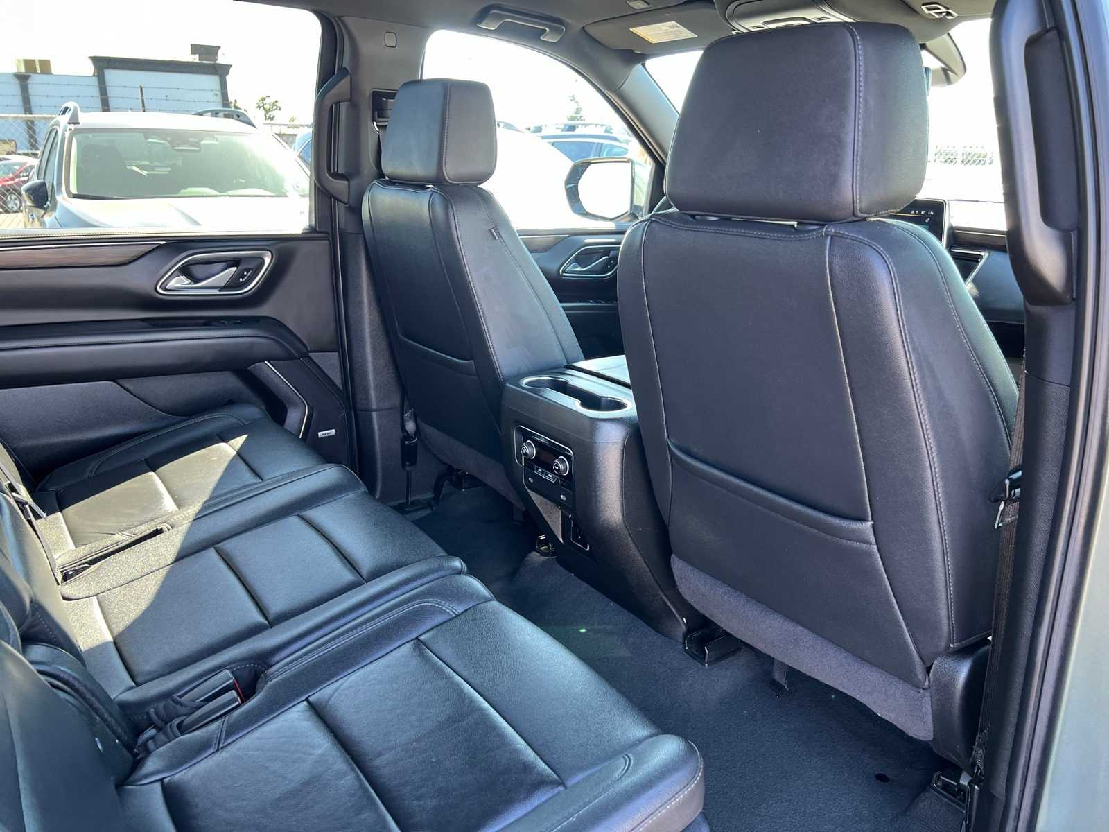 Thumbnail: 2024 Chevrolet Suburban - 21