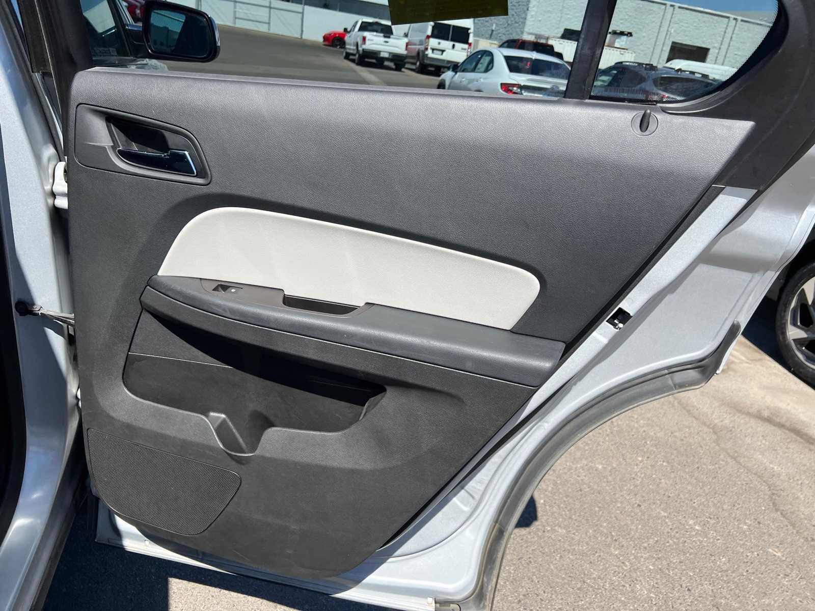 Thumbnail: 2015 Chevrolet Equinox - 22