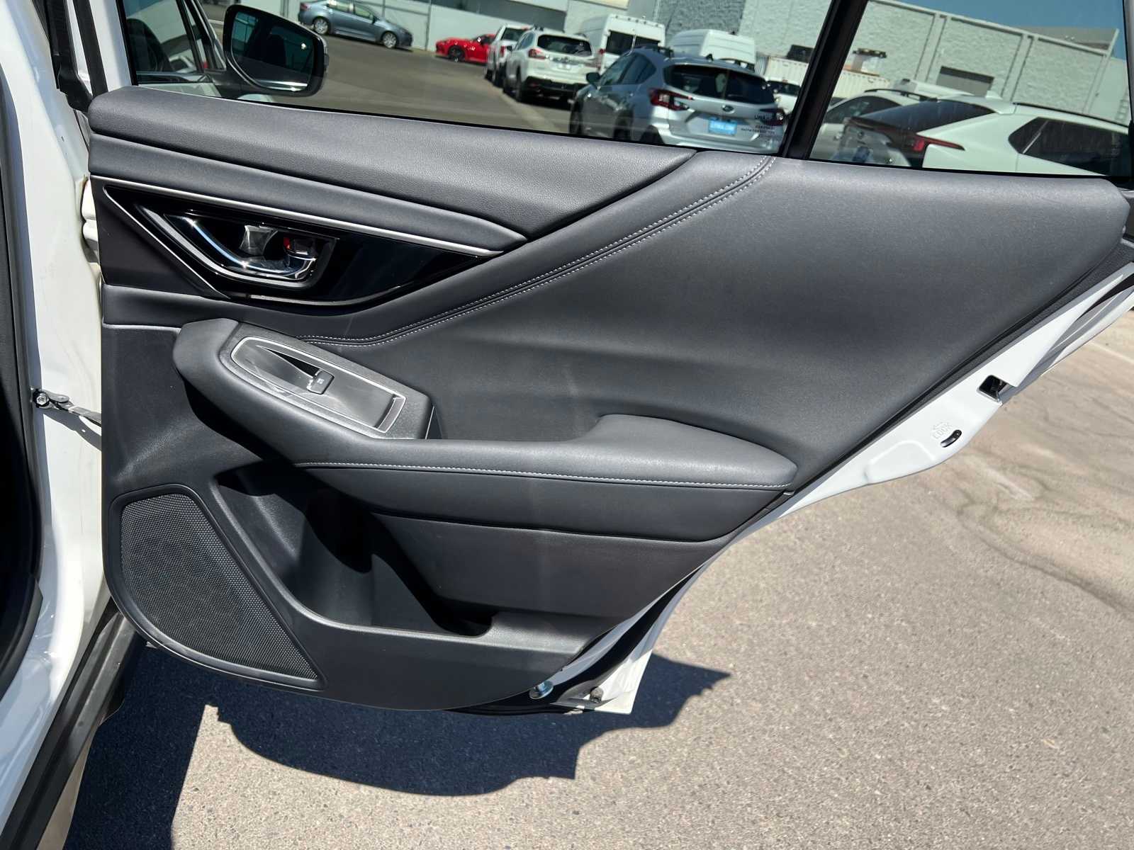 2022 Subaru Outback Limited 24
